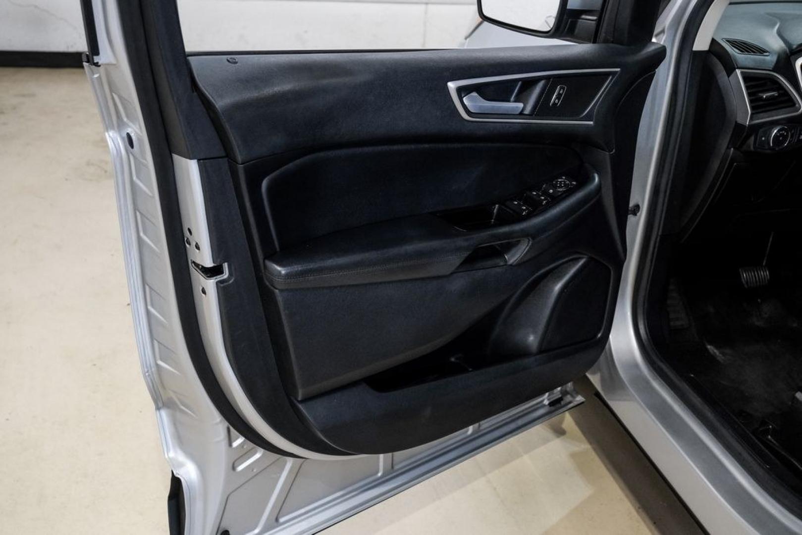 2019 Ingot Silver /Ebony Ford Edge SEL (2FMPK3J9XKB) with an EcoBoost 2.0L I4 GTDi DOHC Turbocharged VCT engine, Automatic transmission, located at 15300 Midway Rd., Addison, TX, 75001, (972) 702-0011, 32.958321, -96.838074- Photo#41