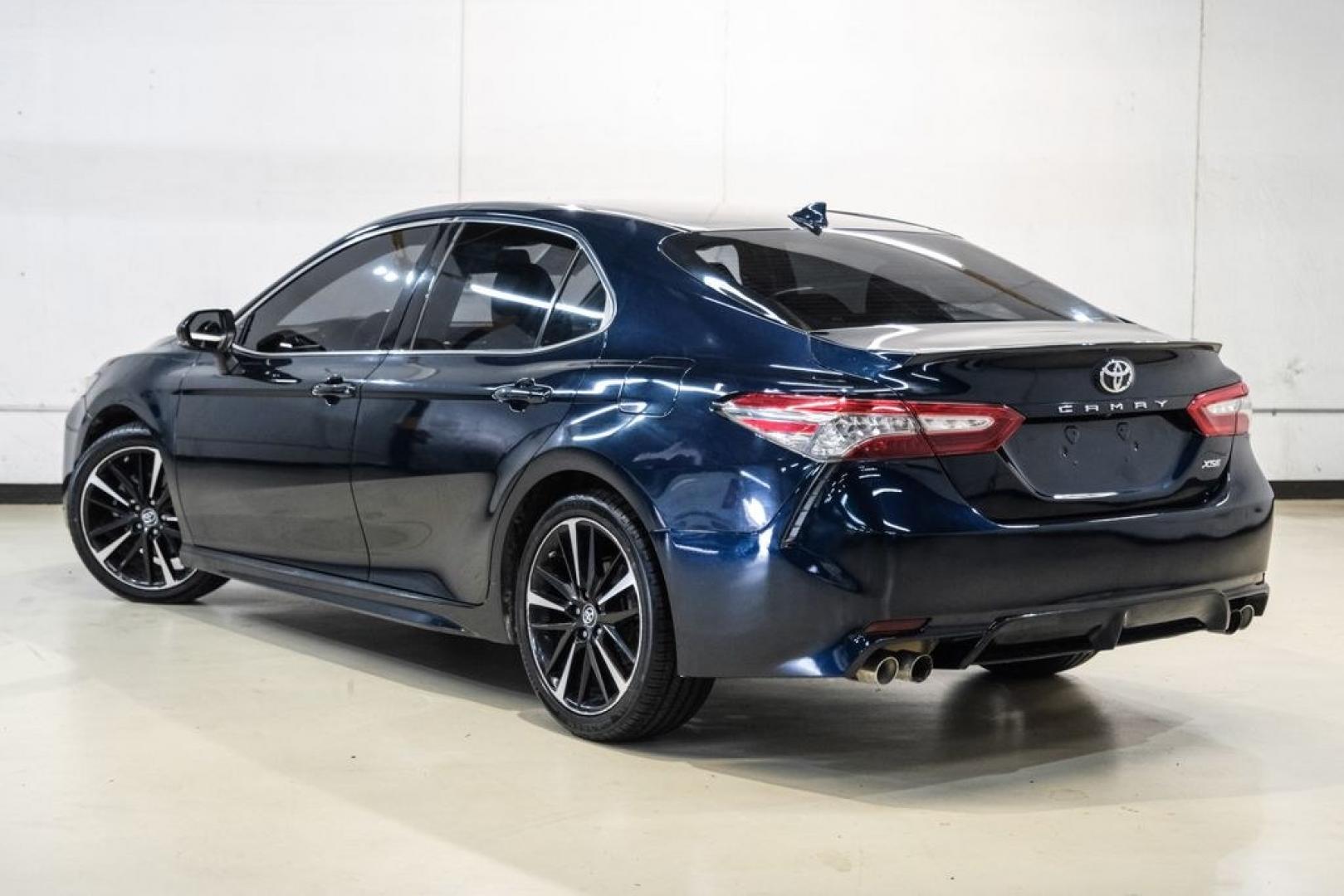2019 Aqua /Black Toyota Camry XSE (4T1B61HK8KU) with an 2.5L I4 DOHC 16V engine, Automatic transmission, located at 15300 Midway Rd., Addison, TX, 75001, (972) 702-0011, 32.958321, -96.838074- Photo#9