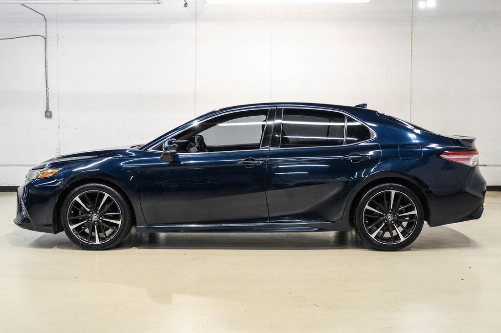 2019 Aqua /Black Toyota Camry XSE (4T1B61HK8KU) with an 2.5L I4 DOHC 16V engine, Automatic transmission, located at 15300 Midway Rd., Addison, TX, 75001, (972) 702-0011, 32.958321, -96.838074- Photo#10