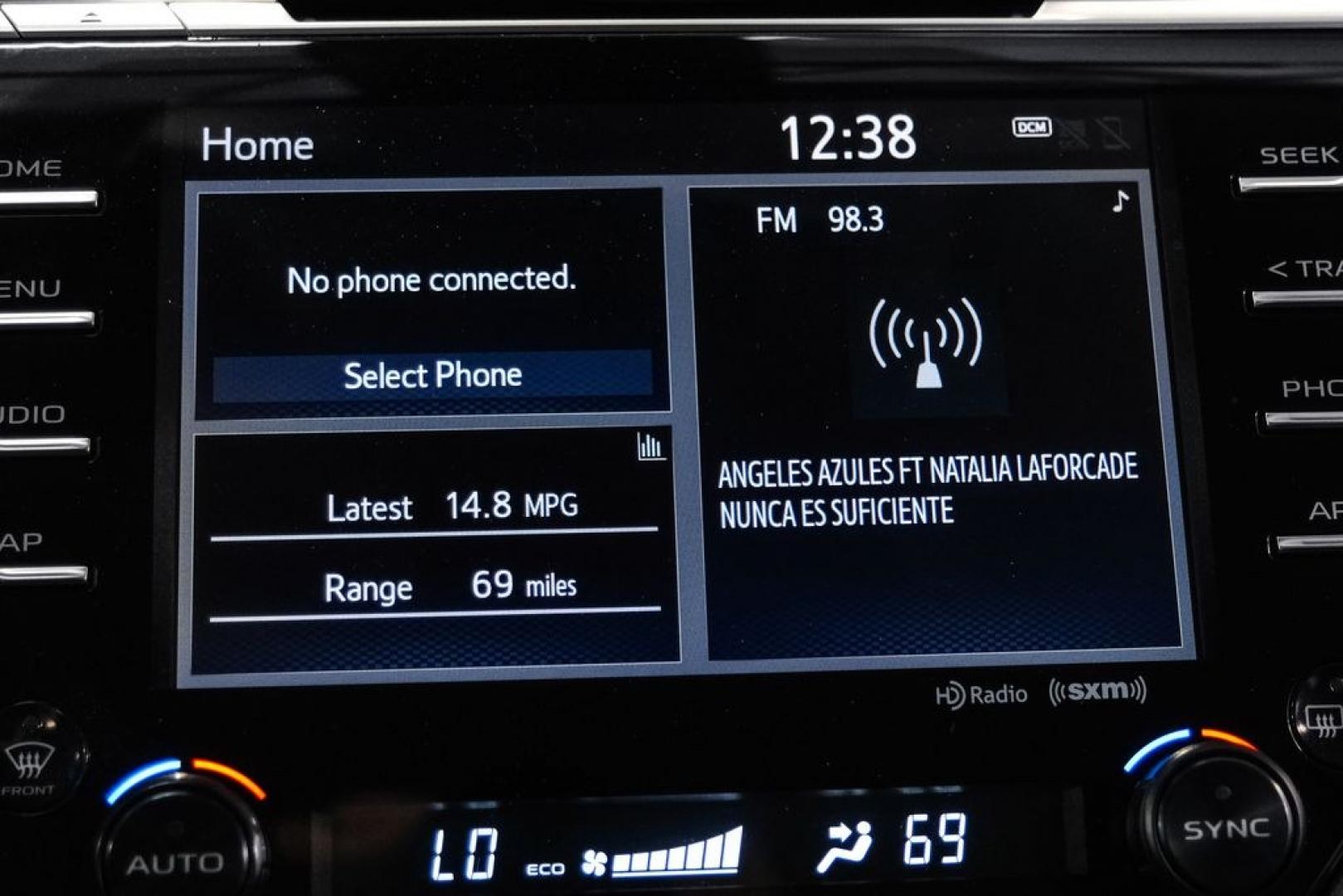2019 Aqua /Black Toyota Camry XSE (4T1B61HK8KU) with an 2.5L I4 DOHC 16V engine, Automatic transmission, located at 15300 Midway Rd., Addison, TX, 75001, (972) 702-0011, 32.958321, -96.838074- Photo#26