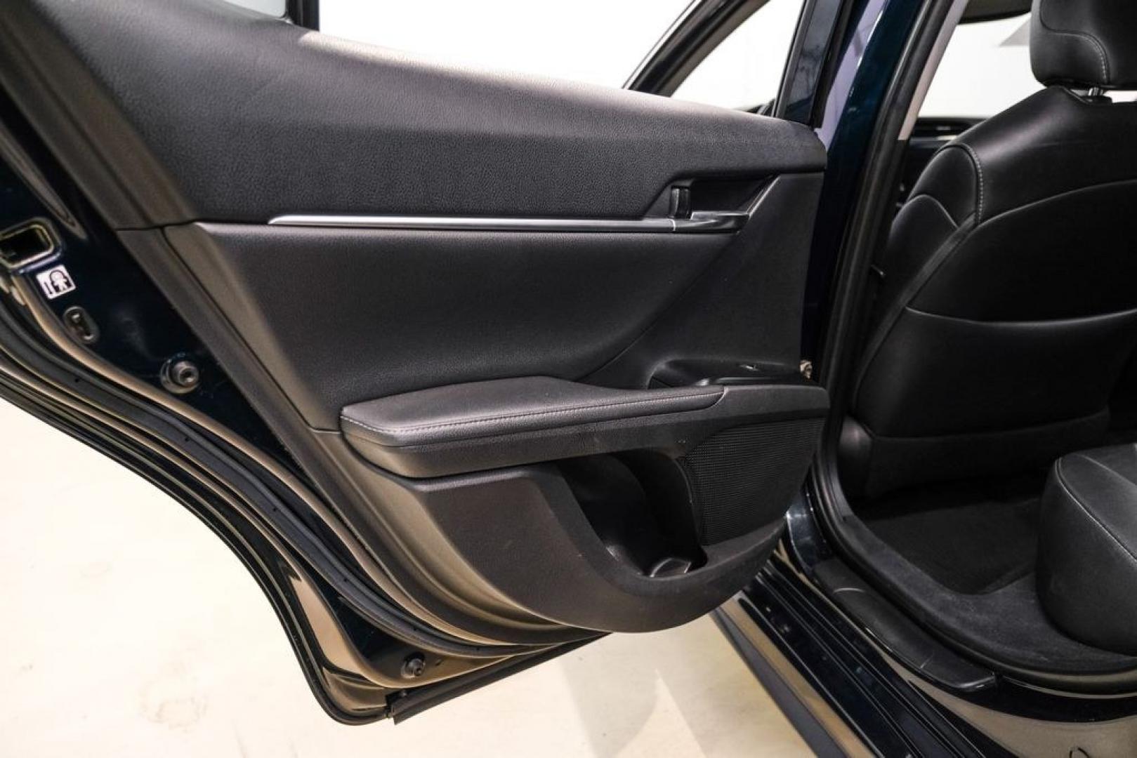 2019 Aqua /Black Toyota Camry XSE (4T1B61HK8KU) with an 2.5L I4 DOHC 16V engine, Automatic transmission, located at 15300 Midway Rd., Addison, TX, 75001, (972) 702-0011, 32.958321, -96.838074- Photo#42
