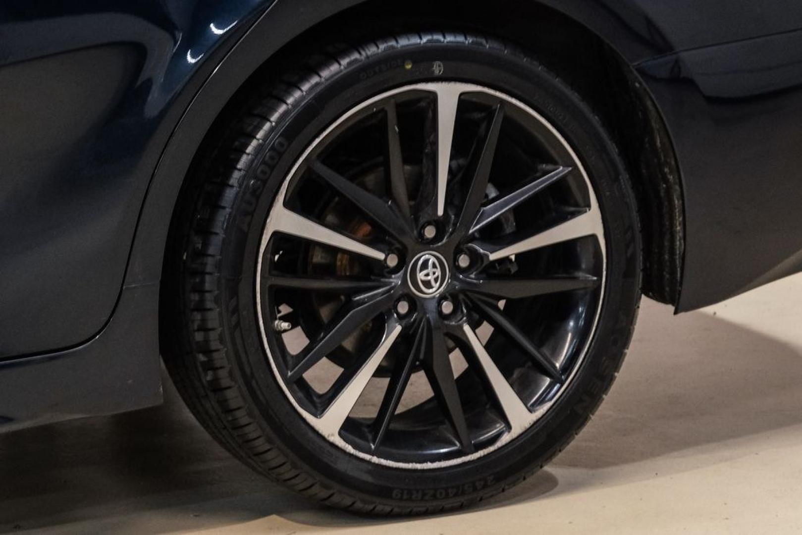 2019 Aqua /Black Toyota Camry XSE (4T1B61HK8KU) with an 2.5L I4 DOHC 16V engine, Automatic transmission, located at 15300 Midway Rd., Addison, TX, 75001, (972) 702-0011, 32.958321, -96.838074- Photo#52