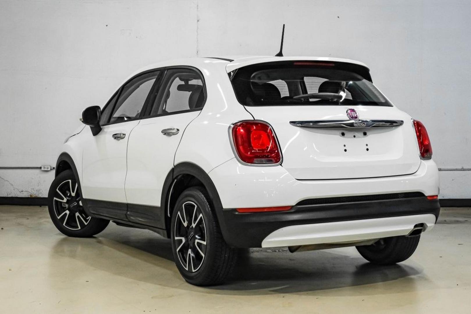 2017 White Clearcoat /Black Fiat 500X Pop (ZFBCFXAB5HP) with an 2.4L I4 MultiAir engine, Automatic transmission, located at 15300 Midway Rd., Addison, TX, 75001, (972) 702-0011, 32.958321, -96.838074- Photo#11