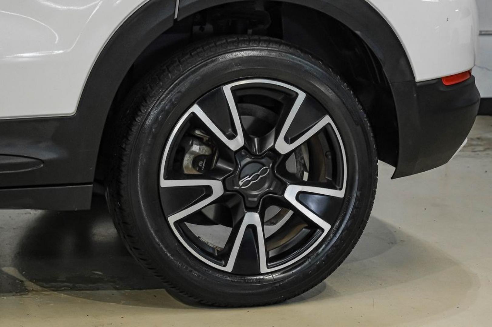 2017 White Clearcoat /Black Fiat 500X Pop (ZFBCFXAB5HP) with an 2.4L I4 MultiAir engine, Automatic transmission, located at 15300 Midway Rd., Addison, TX, 75001, (972) 702-0011, 32.958321, -96.838074- Photo#52