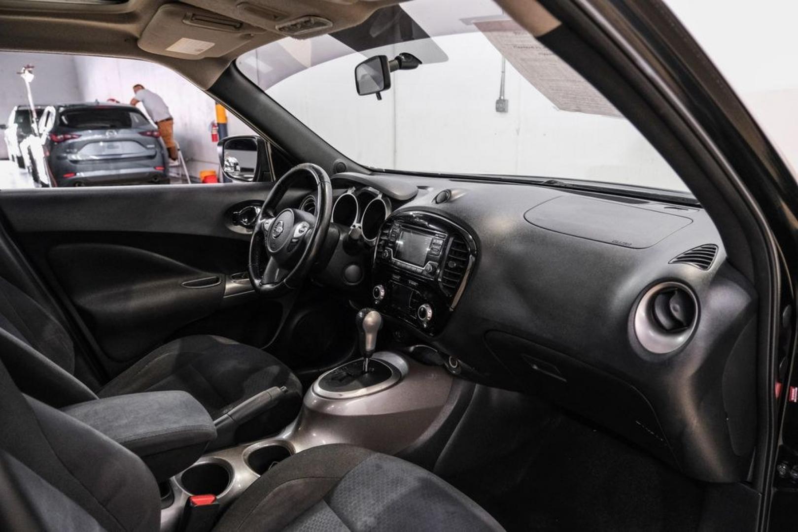 2017 Super Black /Black Nissan Juke SV (JN8AF5MR0HT) with an 1.6L I4 DOHC 16V engine, CVT transmission, located at 15300 Midway Rd., Addison, TX, 75001, (972) 702-0011, 32.958321, -96.838074- Photo#11