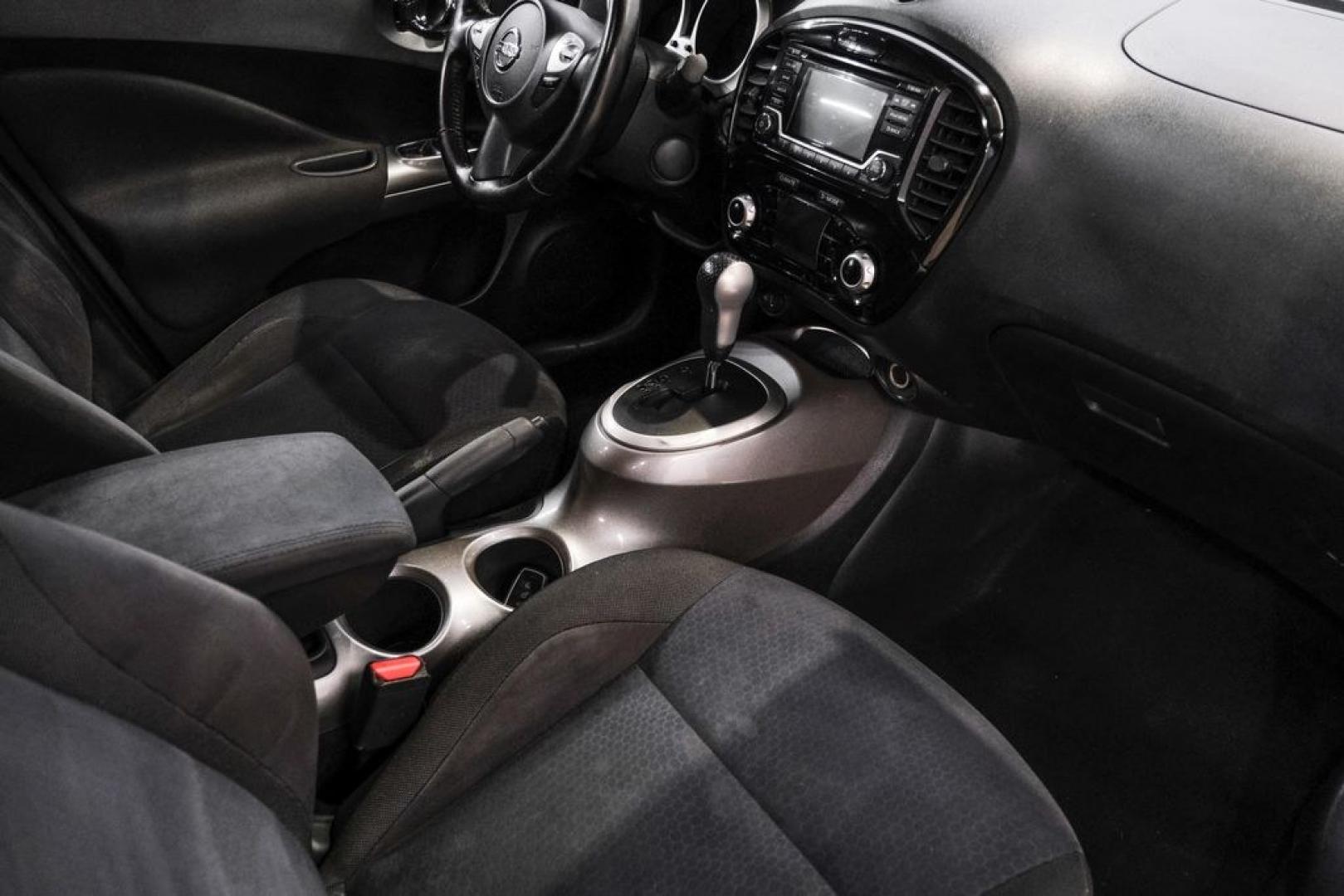 2017 Super Black /Black Nissan Juke SV (JN8AF5MR0HT) with an 1.6L I4 DOHC 16V engine, CVT transmission, located at 15300 Midway Rd., Addison, TX, 75001, (972) 702-0011, 32.958321, -96.838074- Photo#21