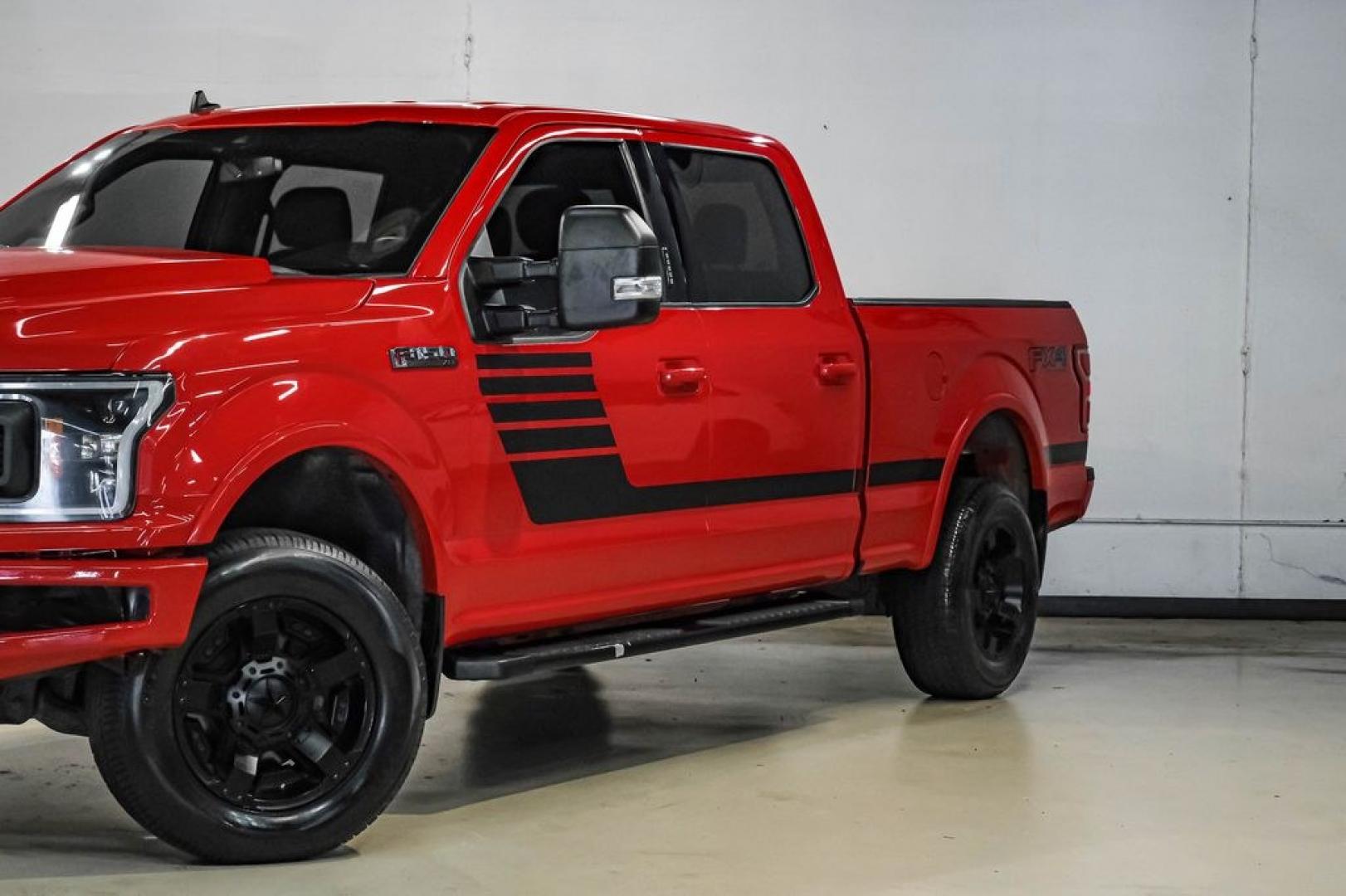 2019 Race Red /Black Ford F-150 XLT (1FTFW1E43KF) with an 3.5L V6 EcoBoost engine, Automatic transmission, located at 15300 Midway Rd., Addison, TX, 75001, (972) 702-0011, 32.958321, -96.838074- Photo#5
