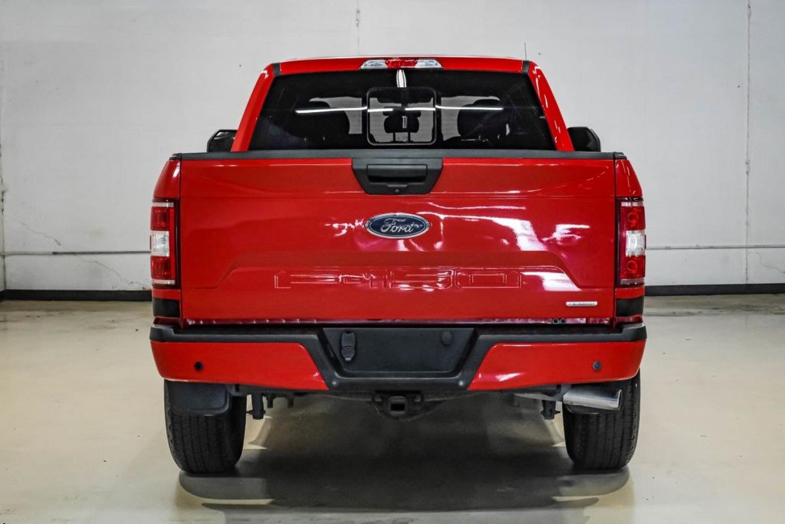 2019 Race Red /Black Ford F-150 XLT (1FTFW1E43KF) with an 3.5L V6 EcoBoost engine, Automatic transmission, located at 15300 Midway Rd., Addison, TX, 75001, (972) 702-0011, 32.958321, -96.838074- Photo#10