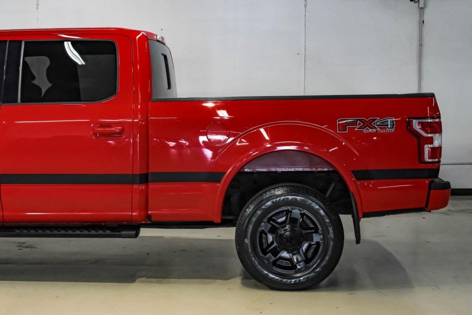 2019 Race Red /Black Ford F-150 XLT (1FTFW1E43KF) with an 3.5L V6 EcoBoost engine, Automatic transmission, located at 15300 Midway Rd., Addison, TX, 75001, (972) 702-0011, 32.958321, -96.838074- Photo#16