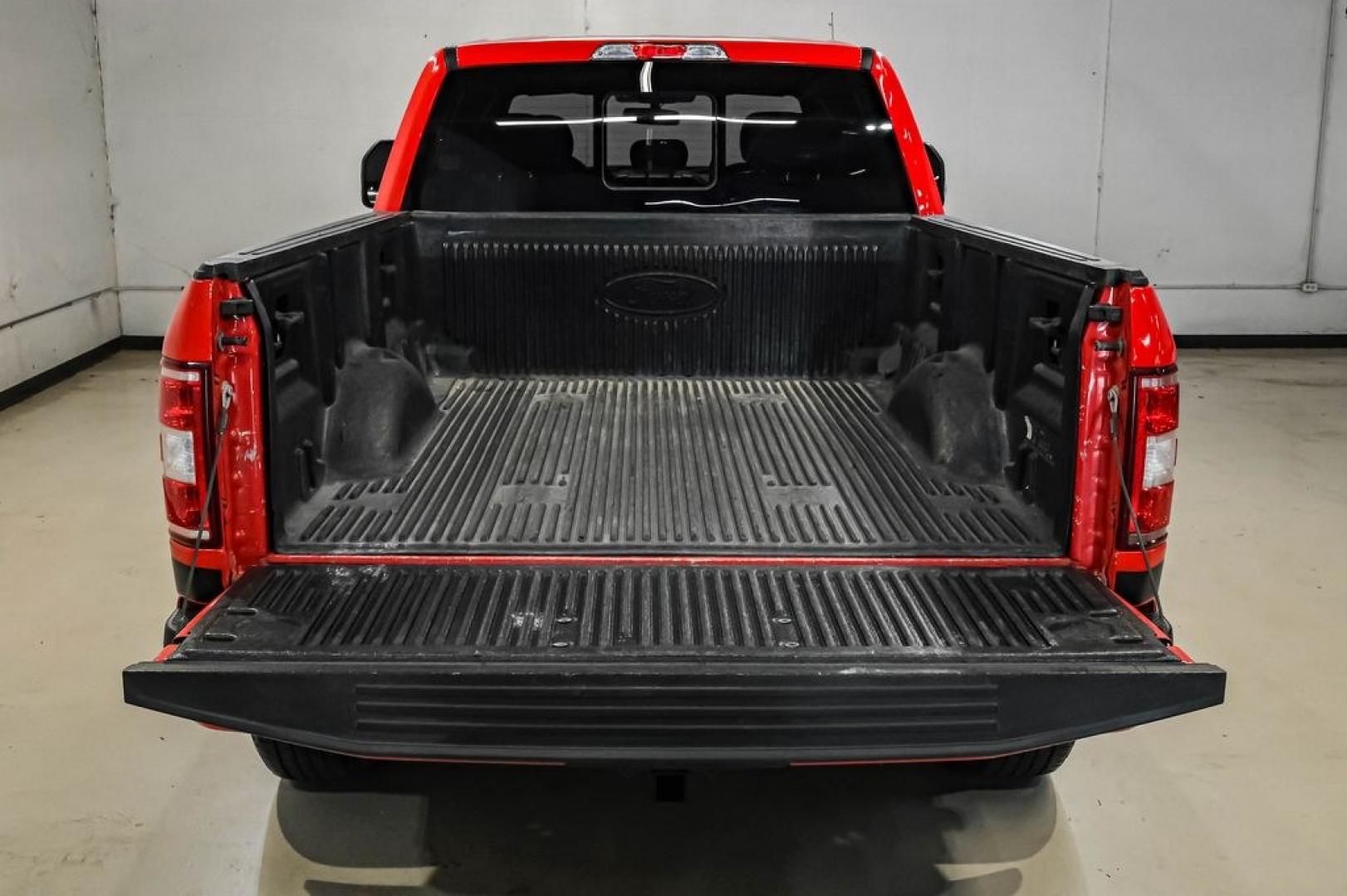 2019 Race Red /Black Ford F-150 XLT (1FTFW1E43KF) with an 3.5L V6 EcoBoost engine, Automatic transmission, located at 15300 Midway Rd., Addison, TX, 75001, (972) 702-0011, 32.958321, -96.838074- Photo#52