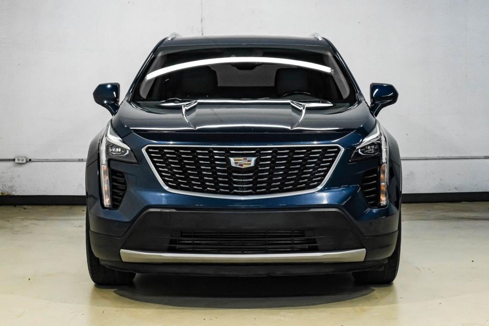 2019 Twilight Blue Metallic /Light Platinum/Jet Black Cadillac XT4 Premium Luxury (1GYFZCR40KF) with an 2.0L I4 Turbocharged engine, Automatic transmission, located at 15300 Midway Rd., Addison, TX, 75001, (972) 702-0011, 32.958321, -96.838074- Photo#6