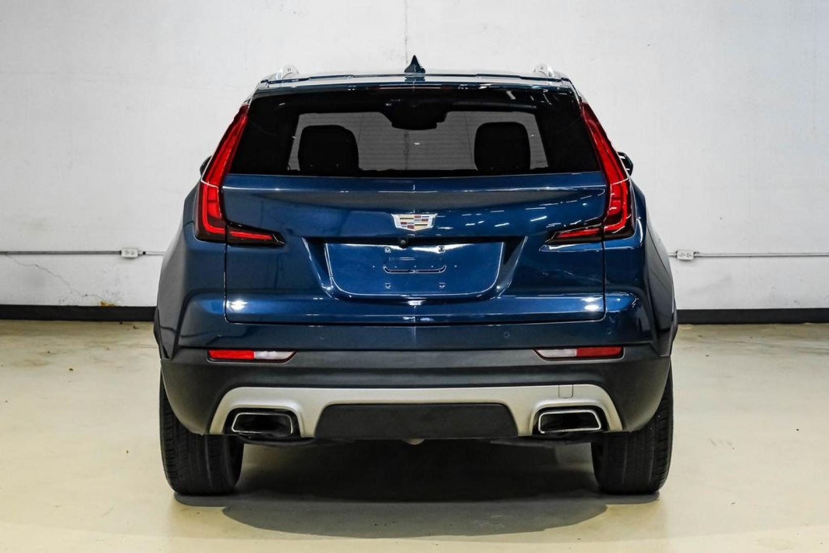 2019 Twilight Blue Metallic /Light Platinum/Jet Black Cadillac XT4 Premium Luxury (1GYFZCR40KF) with an 2.0L I4 Turbocharged engine, Automatic transmission, located at 15300 Midway Rd., Addison, TX, 75001, (972) 702-0011, 32.958321, -96.838074- Photo#10