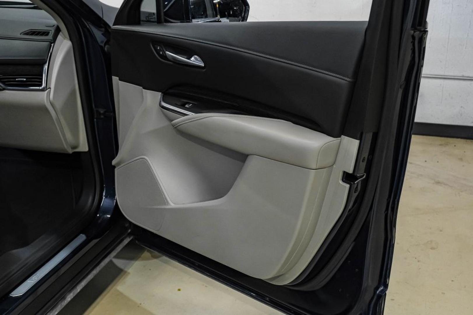 2019 Twilight Blue Metallic /Light Platinum/Jet Black Cadillac XT4 Premium Luxury (1GYFZCR40KF) with an 2.0L I4 Turbocharged engine, Automatic transmission, located at 15300 Midway Rd., Addison, TX, 75001, (972) 702-0011, 32.958321, -96.838074- Photo#43