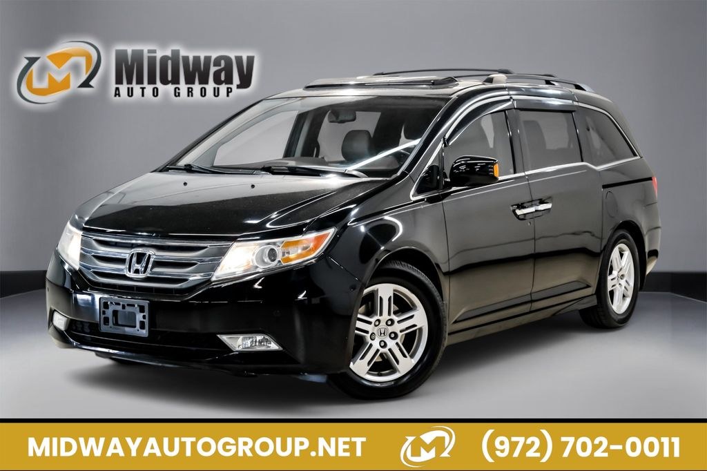 photo of 2013 Honda Odyssey Touring Elite