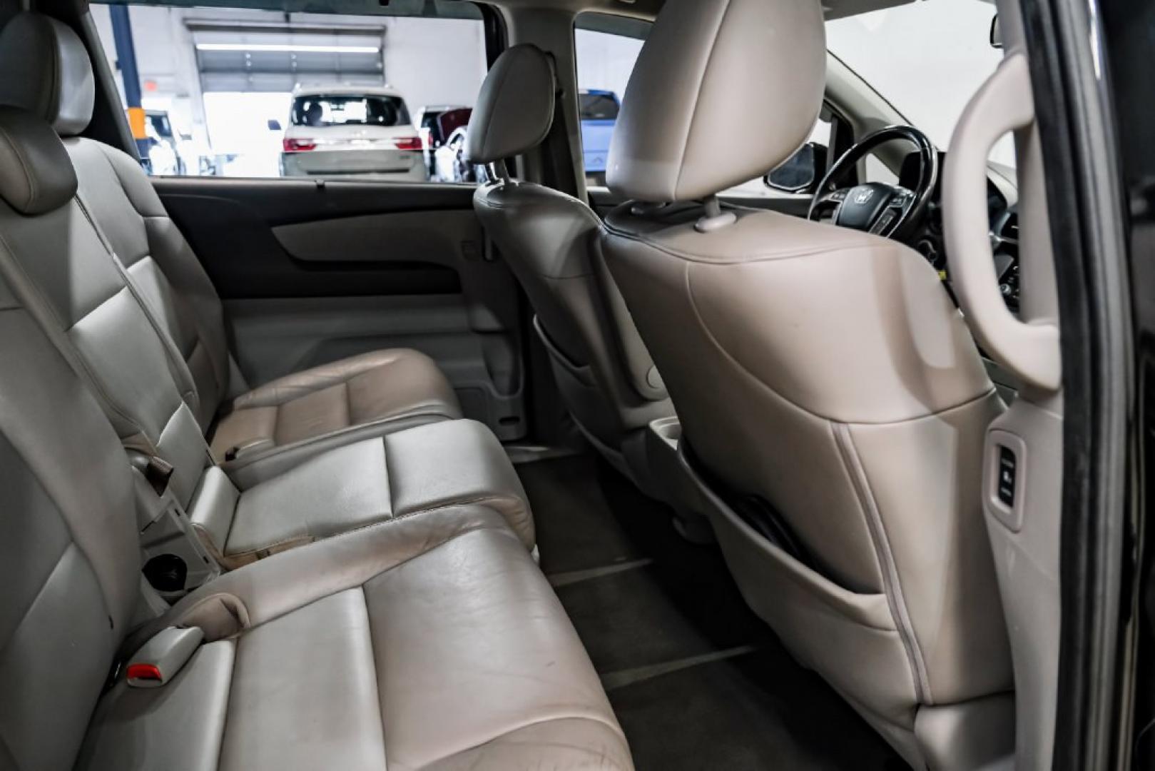 2013 Crystal Black Pearl /Truffle Honda Odyssey Touring Elite (5FNRL5H96DB) with an 3.5L V6 SOHC i-VTEC 24V engine, Automatic transmission, located at 15300 Midway Rd., Addison, TX, 75001, (972) 702-0011, 32.958321, -96.838074- Photo#35