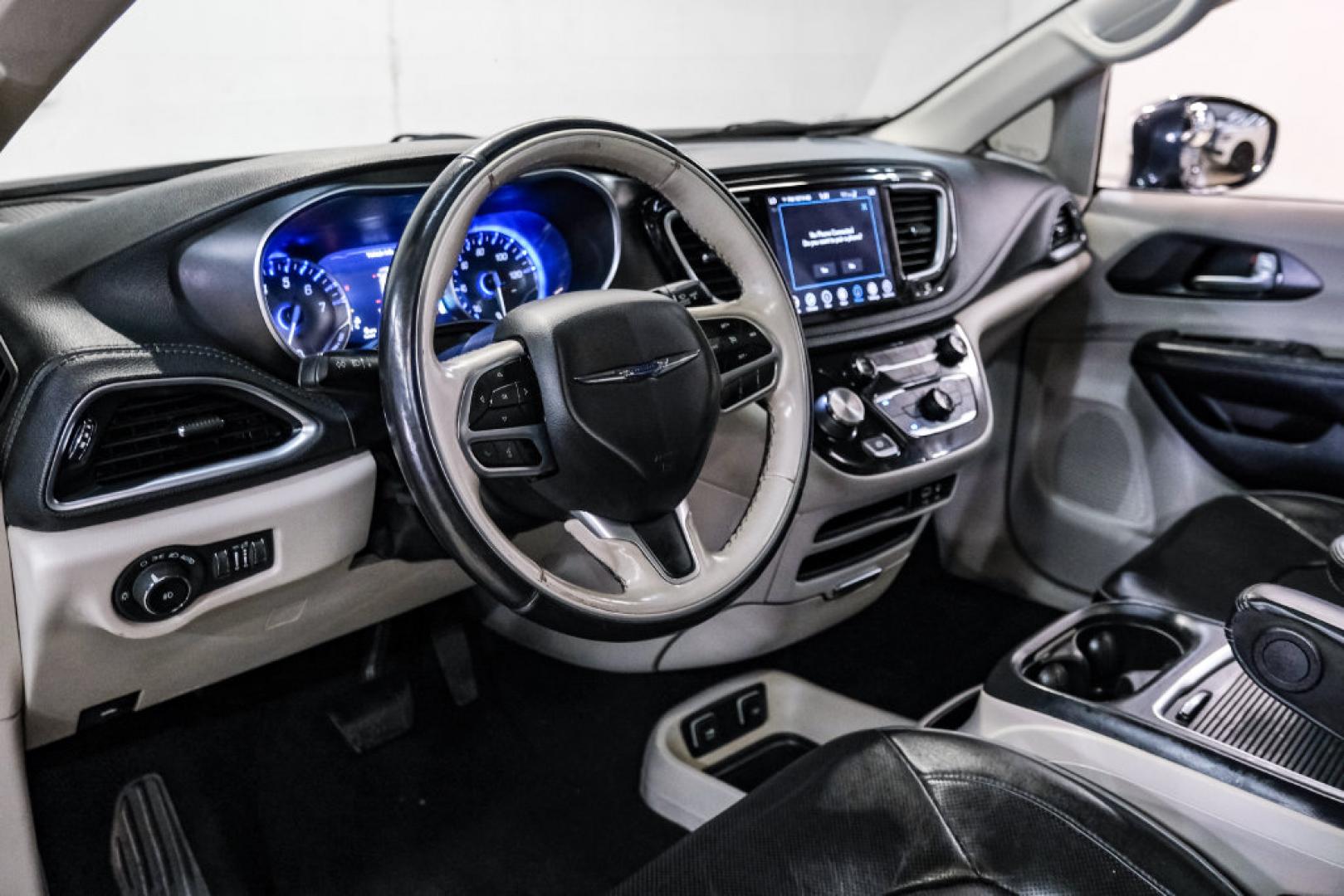 2020 Steel Metallic /Black Chrysler Pacifica Limited (2C4RC1GG0LR) with an 3.6L V6 24V VVT engine, Automatic transmission, located at 15300 Midway Rd., Addison, TX, 75001, (972) 702-0011, 32.958321, -96.838074- Photo#2