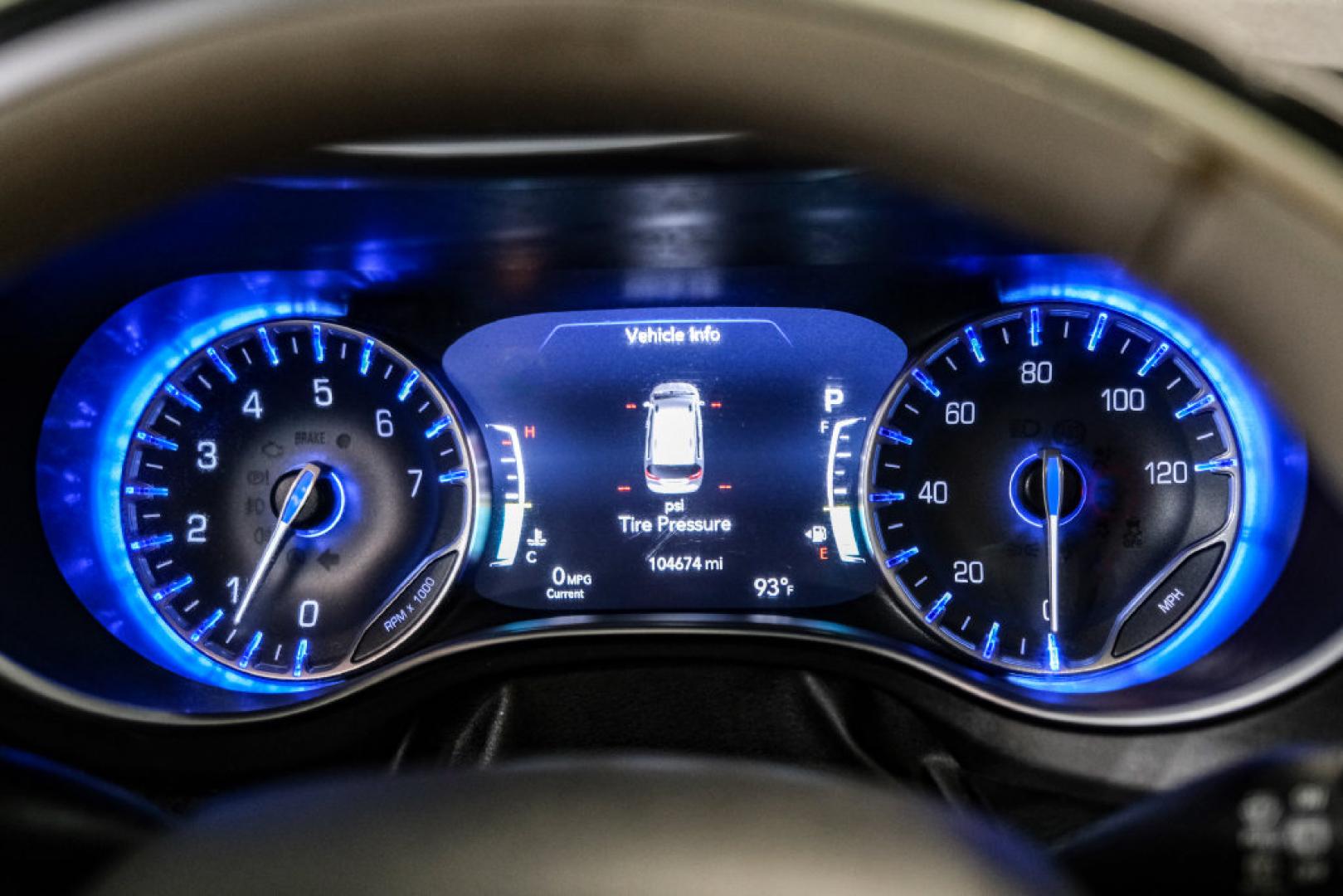 2020 Steel Metallic /Black Chrysler Pacifica Limited (2C4RC1GG0LR) with an 3.6L V6 24V VVT engine, Automatic transmission, located at 15300 Midway Rd., Addison, TX, 75001, (972) 702-0011, 32.958321, -96.838074- Photo#18