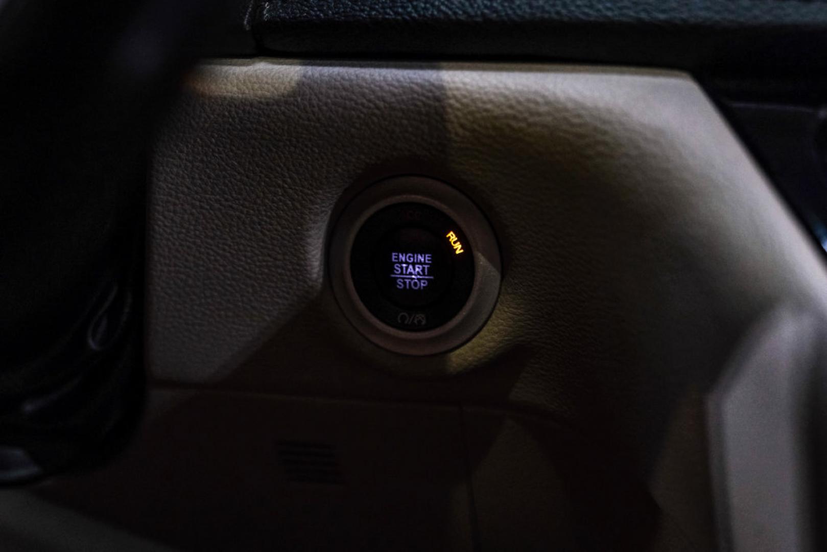 2020 Steel Metallic /Black Chrysler Pacifica Limited (2C4RC1GG0LR) with an 3.6L V6 24V VVT engine, Automatic transmission, located at 15300 Midway Rd., Addison, TX, 75001, (972) 702-0011, 32.958321, -96.838074- Photo#20