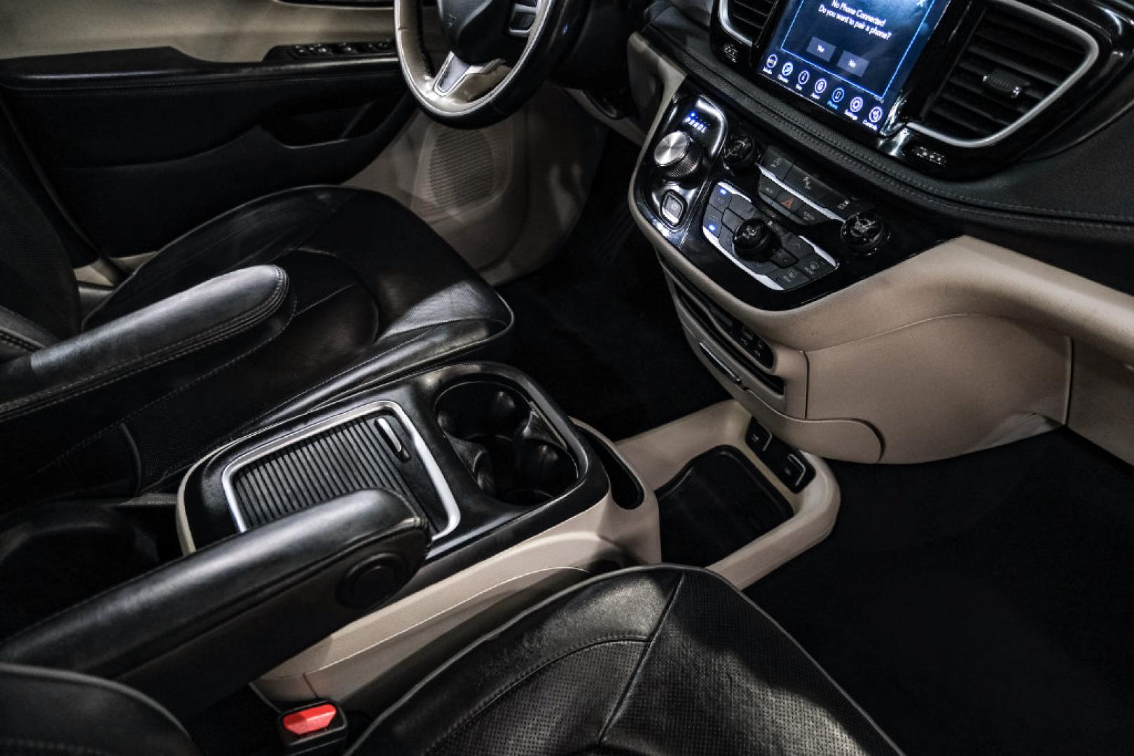 2020 Steel Metallic /Black Chrysler Pacifica Limited (2C4RC1GG0LR) with an 3.6L V6 24V VVT engine, Automatic transmission, located at 15300 Midway Rd., Addison, TX, 75001, (972) 702-0011, 32.958321, -96.838074- Photo#24
