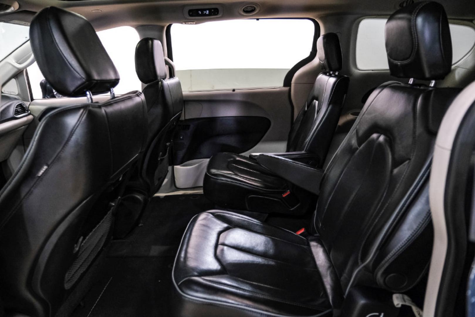 2020 Steel Metallic /Black Chrysler Pacifica Limited (2C4RC1GG0LR) with an 3.6L V6 24V VVT engine, Automatic transmission, located at 15300 Midway Rd., Addison, TX, 75001, (972) 702-0011, 32.958321, -96.838074- Photo#36