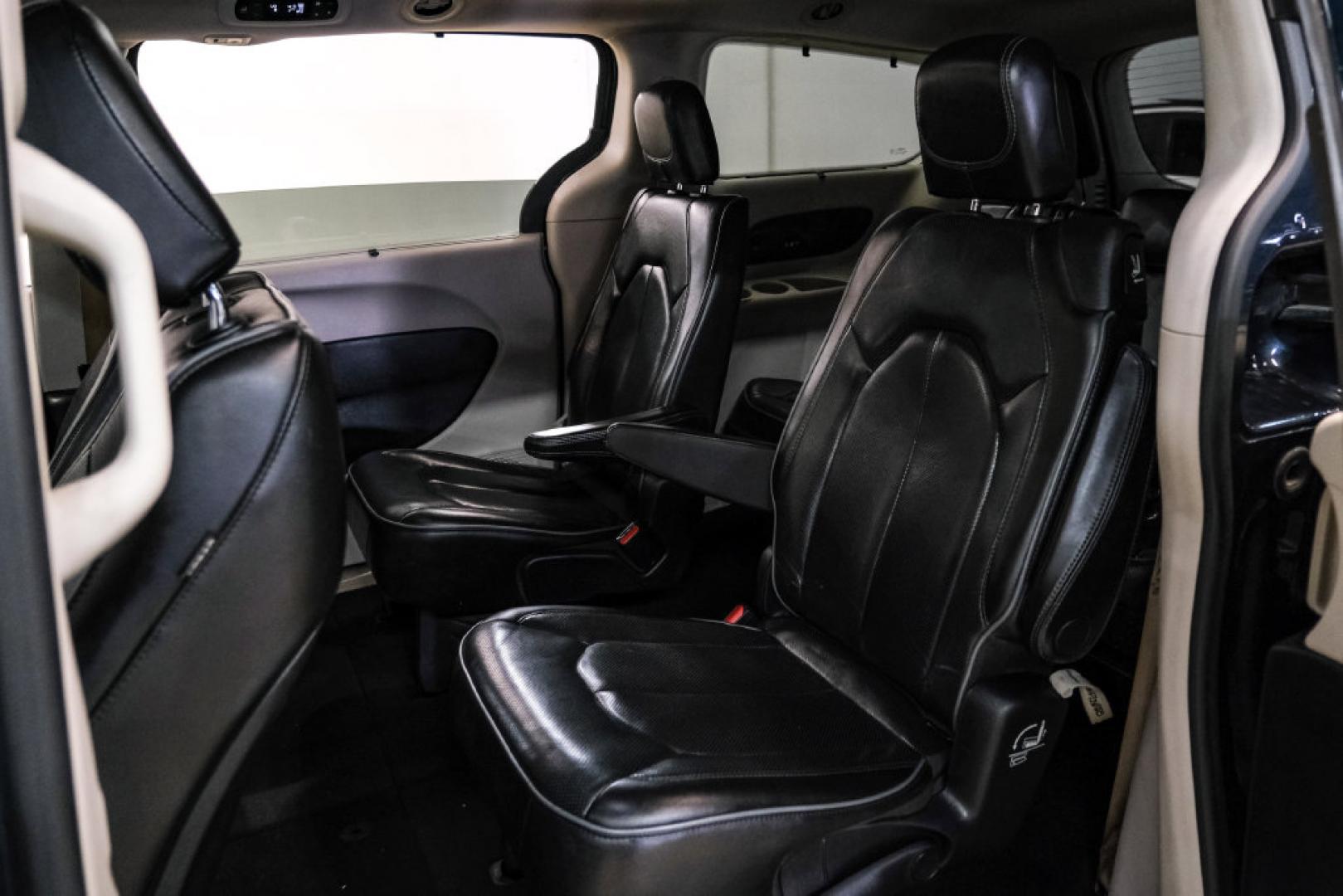 2020 Steel Metallic /Black Chrysler Pacifica Limited (2C4RC1GG0LR) with an 3.6L V6 24V VVT engine, Automatic transmission, located at 15300 Midway Rd., Addison, TX, 75001, (972) 702-0011, 32.958321, -96.838074- Photo#38