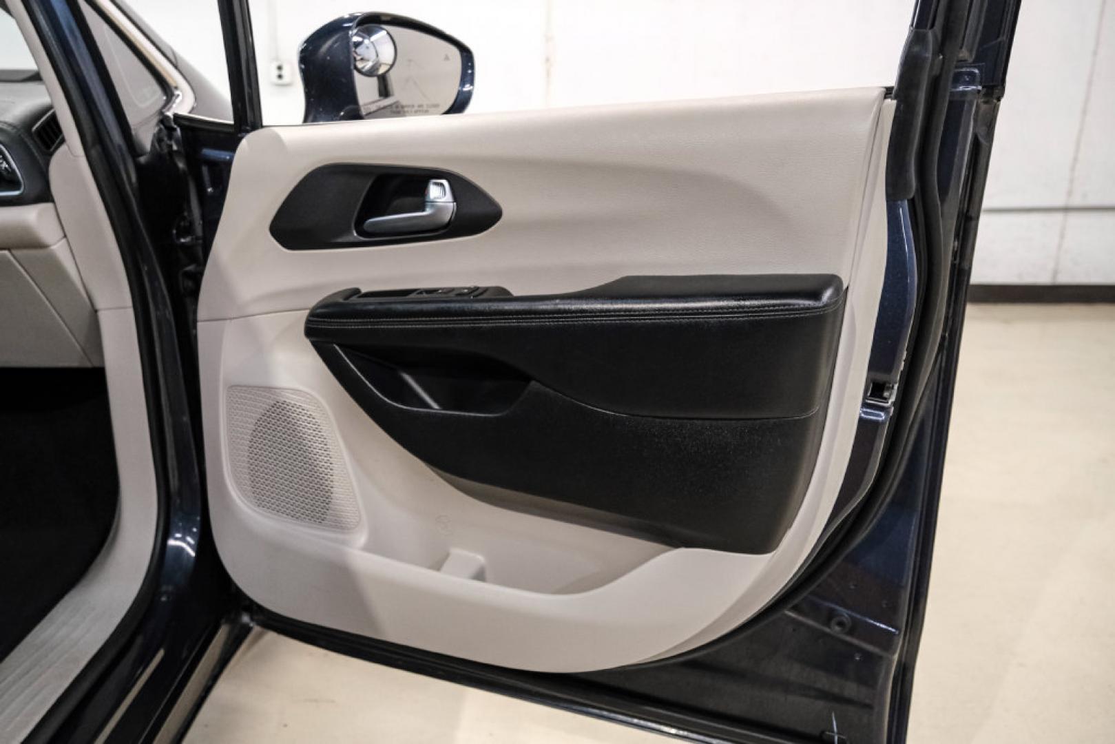 2020 Steel Metallic /Black Chrysler Pacifica Limited (2C4RC1GG0LR) with an 3.6L V6 24V VVT engine, Automatic transmission, located at 15300 Midway Rd., Addison, TX, 75001, (972) 702-0011, 32.958321, -96.838074- Photo#43