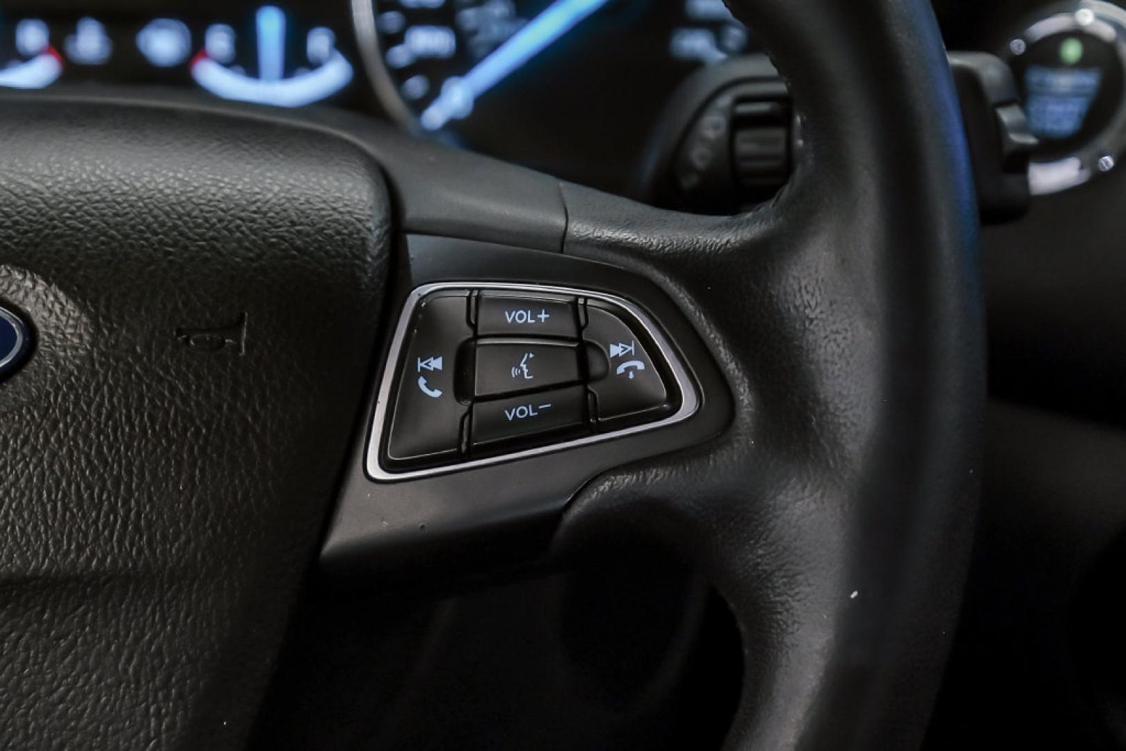 2021 Diamond White /Ebony Black Ford EcoSport Titanium (MAJ3S2KE2MC) with an EcoBoost 1.0L I3 GTDi DOHC Turbocharged VCT engine, Automatic transmission, located at 15300 Midway Rd., Addison, TX, 75001, (972) 702-0011, 32.958321, -96.838074- Photo#22