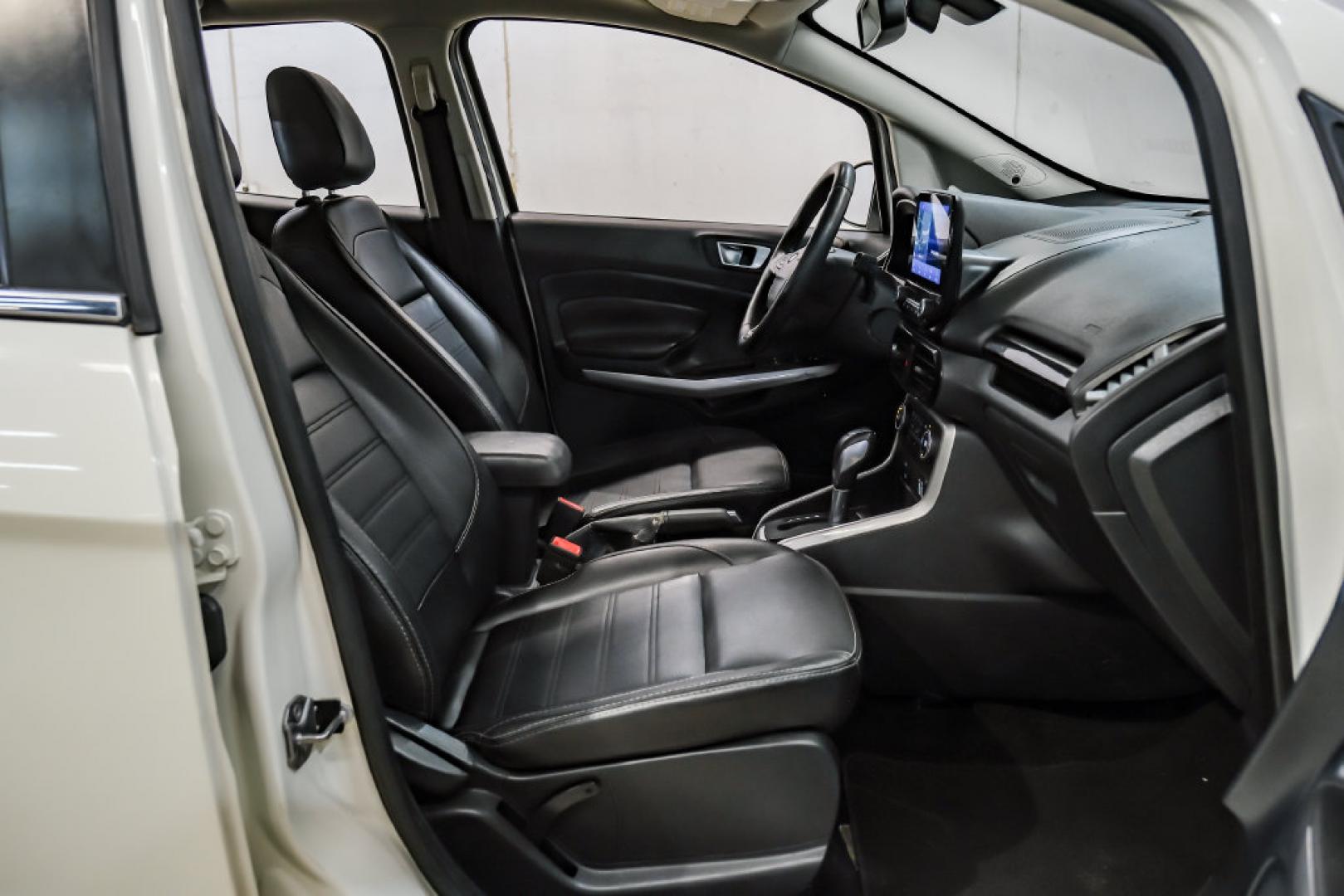 2021 Diamond White /Ebony Black Ford EcoSport Titanium (MAJ3S2KE2MC) with an EcoBoost 1.0L I3 GTDi DOHC Turbocharged VCT engine, Automatic transmission, located at 15300 Midway Rd., Addison, TX, 75001, (972) 702-0011, 32.958321, -96.838074- Photo#34