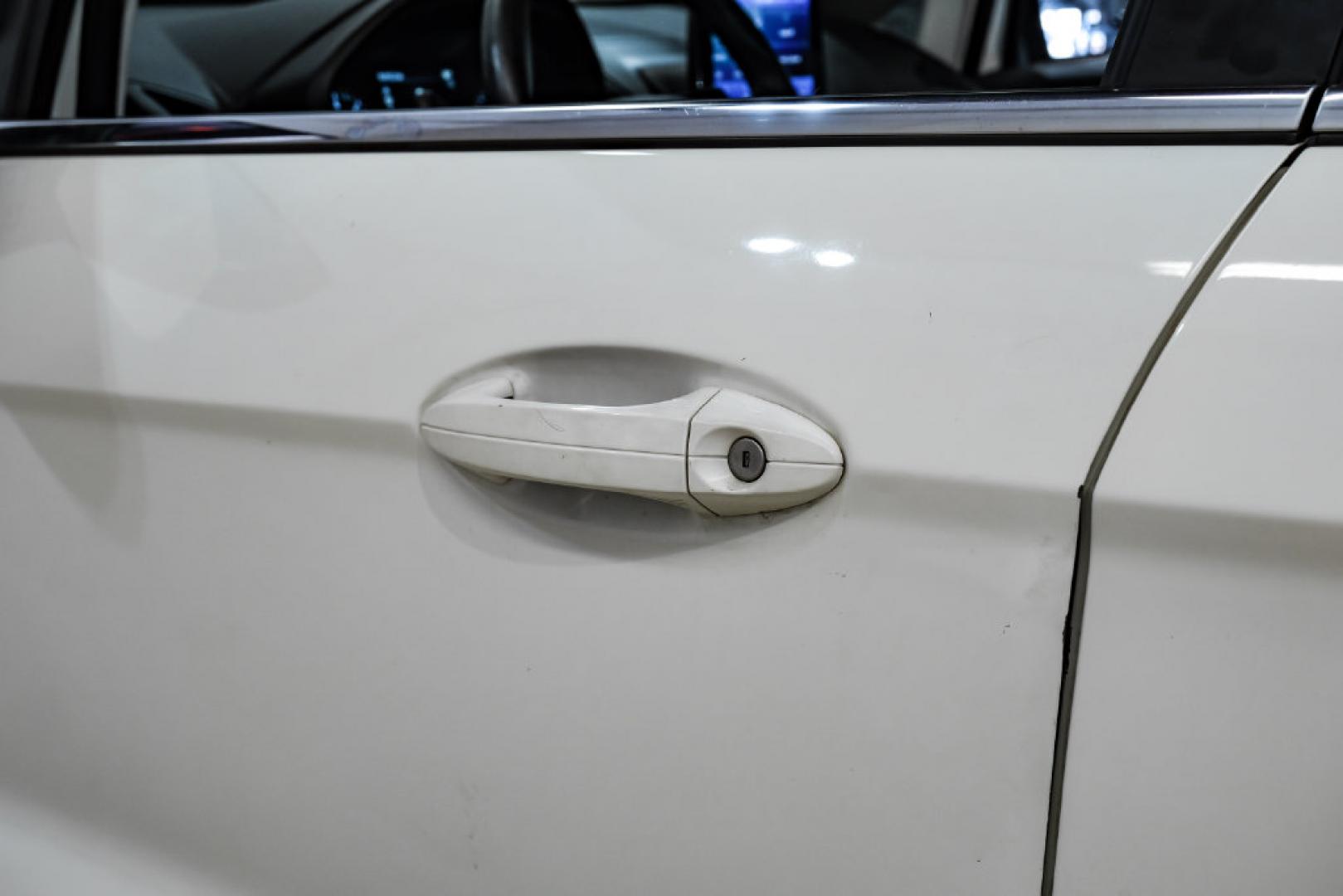 2021 Diamond White /Ebony Black Ford EcoSport Titanium (MAJ3S2KE2MC) with an EcoBoost 1.0L I3 GTDi DOHC Turbocharged VCT engine, Automatic transmission, located at 15300 Midway Rd., Addison, TX, 75001, (972) 702-0011, 32.958321, -96.838074- Photo#41