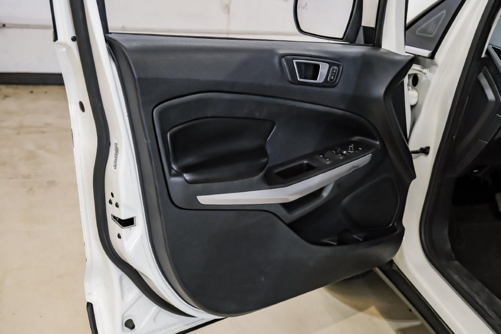 2021 Diamond White /Ebony Black Ford EcoSport Titanium (MAJ3S2KE2MC) with an EcoBoost 1.0L I3 GTDi DOHC Turbocharged VCT engine, Automatic transmission, located at 15300 Midway Rd., Addison, TX, 75001, (972) 702-0011, 32.958321, -96.838074- Photo#42