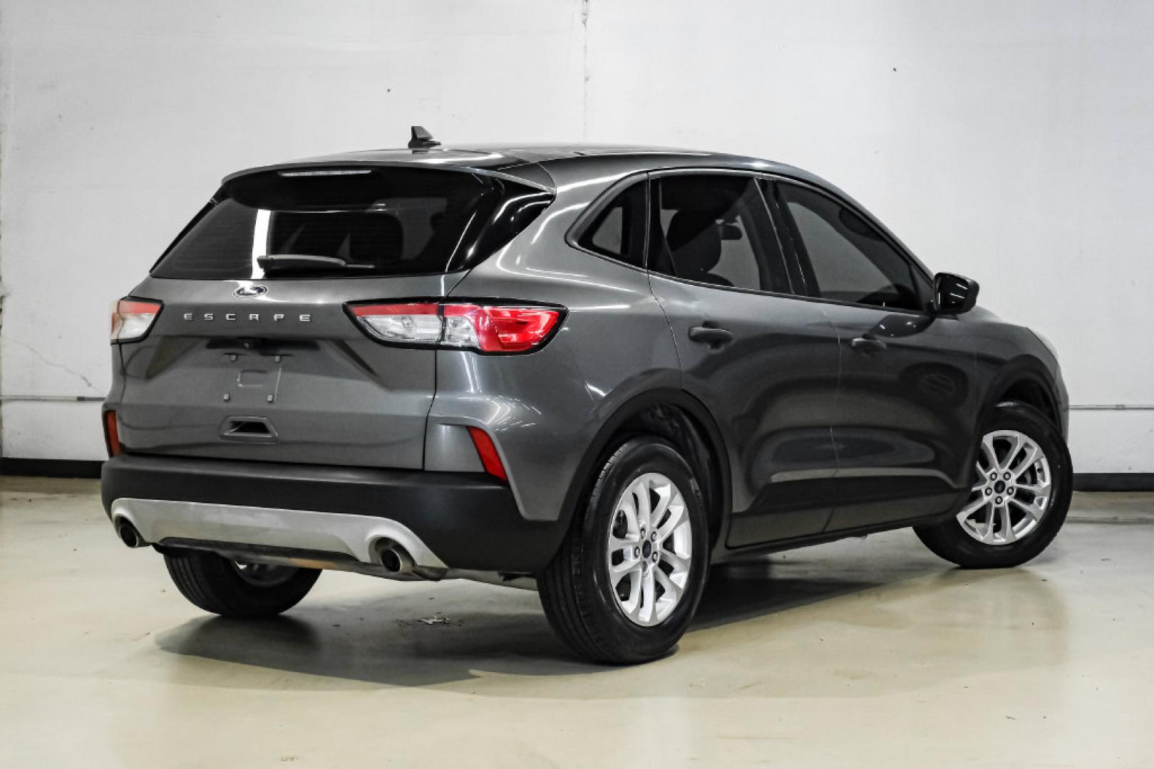 2021 Gray Metallic /Gray Ford Escape S (1FMCU0F62MU) with an 1.5L EcoBoost engine, Automatic transmission, located at 15300 Midway Rd., Addison, TX, 75001, (972) 702-0011, 32.958321, -96.838074- Photo#9