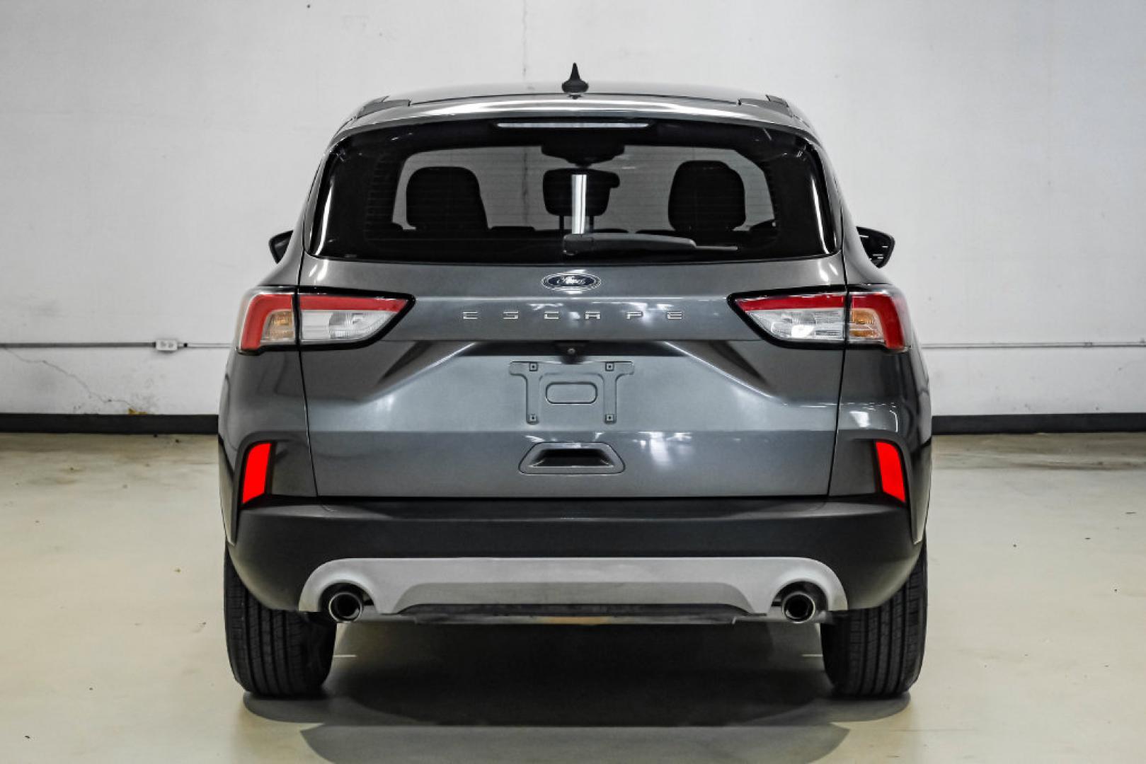 2021 Gray Metallic /Gray Ford Escape S (1FMCU0F62MU) with an 1.5L EcoBoost engine, Automatic transmission, located at 15300 Midway Rd., Addison, TX, 75001, (972) 702-0011, 32.958321, -96.838074- Photo#10