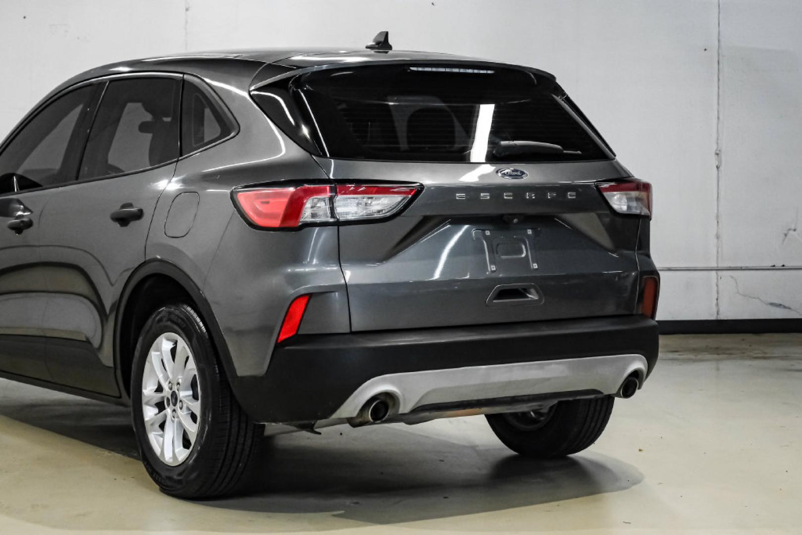 2021 Gray Metallic /Gray Ford Escape S (1FMCU0F62MU) with an 1.5L EcoBoost engine, Automatic transmission, located at 15300 Midway Rd., Addison, TX, 75001, (972) 702-0011, 32.958321, -96.838074- Photo#13