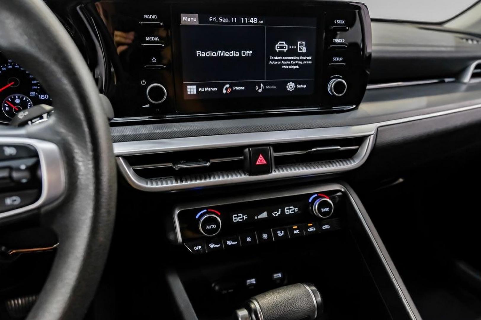 2022 White Pearl /Black Kia K5 LX (5XXG24J2XNG) with an I4 engine, Automatic transmission, located at 15300 Midway Rd., Addison, TX, 75001, (972) 702-0011, 32.958321, -96.838074- Photo#30