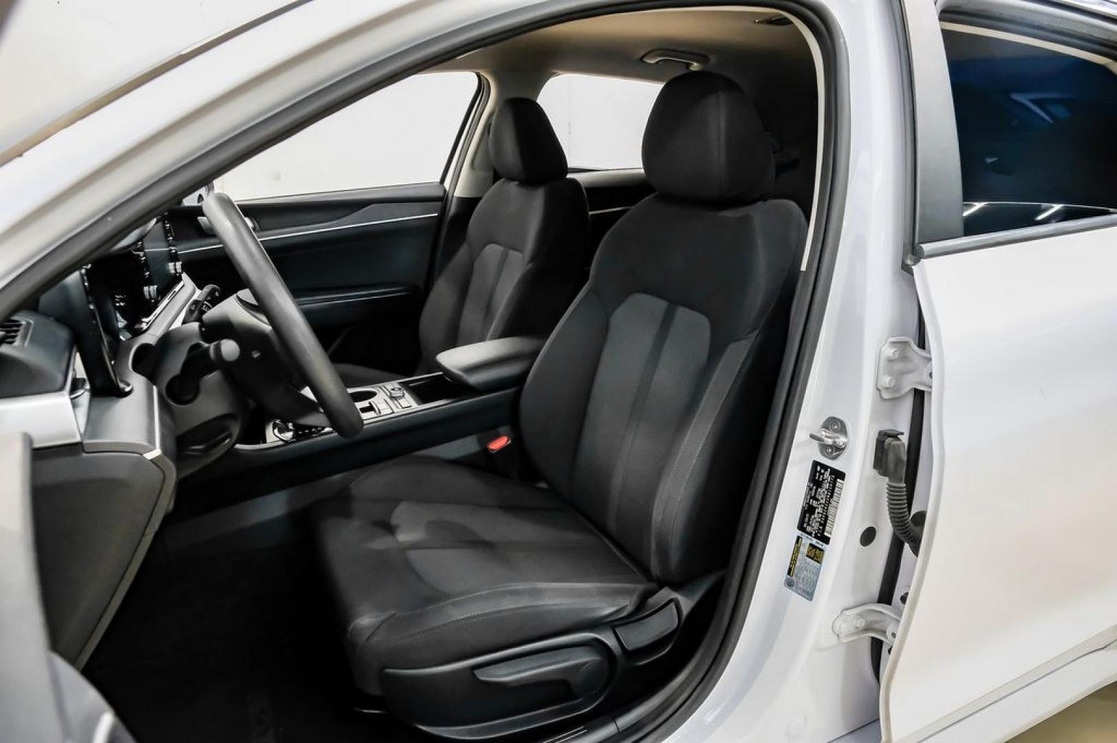 2022 White Pearl /Black Kia K5 LX (5XXG24J2XNG) with an I4 engine, Automatic transmission, located at 15300 Midway Rd., Addison, TX, 75001, (972) 702-0011, 32.958321, -96.838074- Photo#37