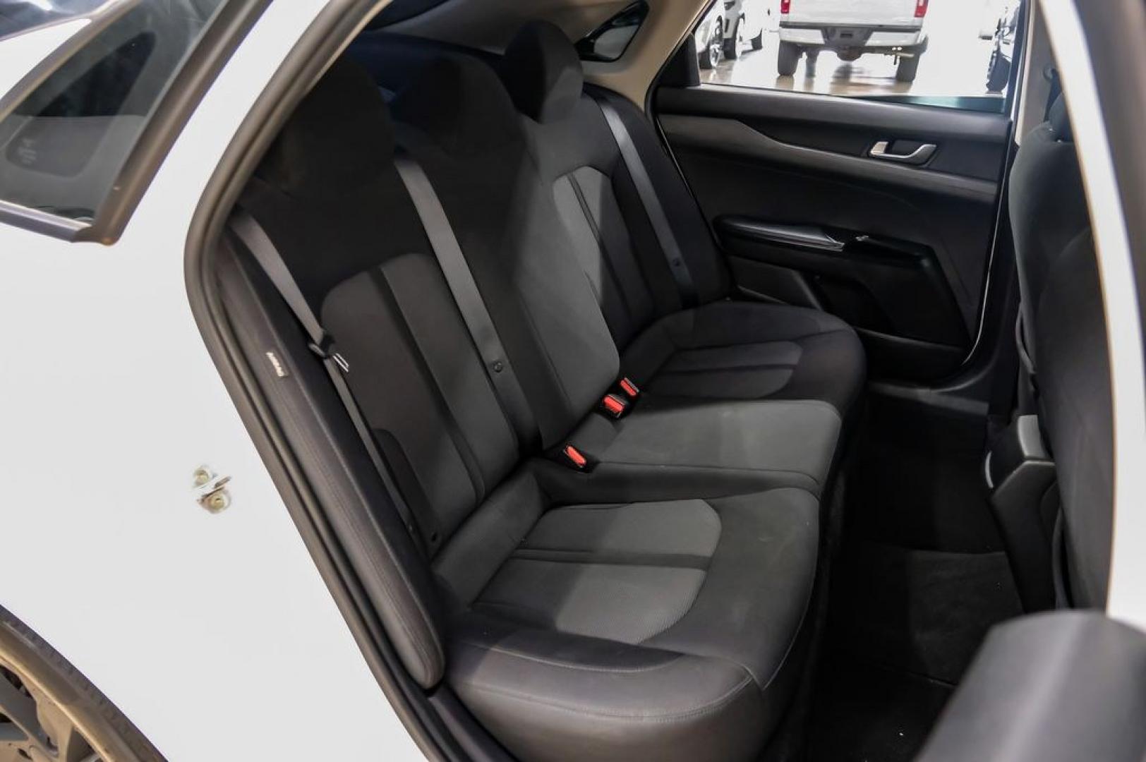 2022 White Pearl /Black Kia K5 LX (5XXG24J2XNG) with an I4 engine, Automatic transmission, located at 15300 Midway Rd., Addison, TX, 75001, (972) 702-0011, 32.958321, -96.838074- Photo#41