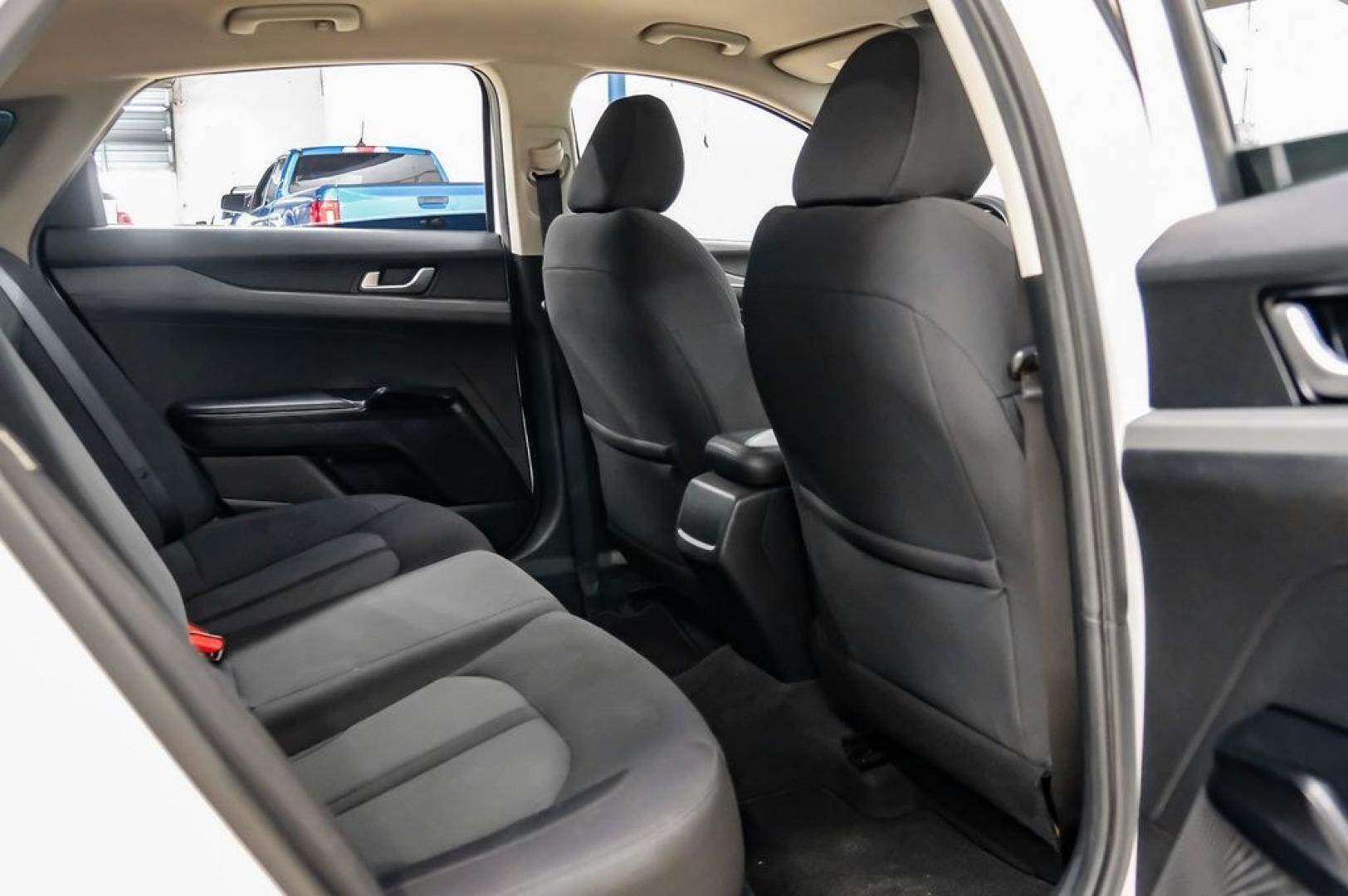 2022 White Pearl /Black Kia K5 LX (5XXG24J2XNG) with an I4 engine, Automatic transmission, located at 15300 Midway Rd., Addison, TX, 75001, (972) 702-0011, 32.958321, -96.838074- Photo#42