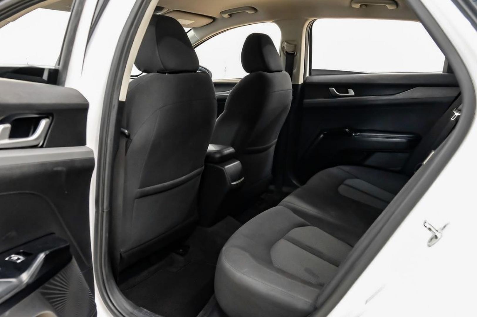 2022 White Pearl /Black Kia K5 LX (5XXG24J2XNG) with an I4 engine, Automatic transmission, located at 15300 Midway Rd., Addison, TX, 75001, (972) 702-0011, 32.958321, -96.838074- Photo#44