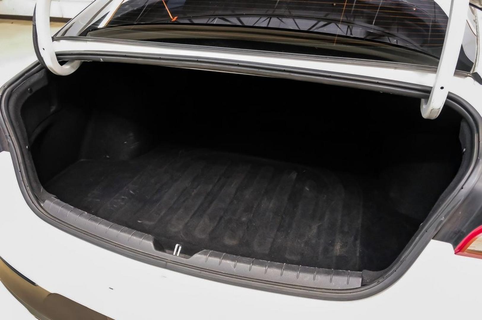 2022 White Pearl /Black Kia K5 LX (5XXG24J2XNG) with an I4 engine, Automatic transmission, located at 15300 Midway Rd., Addison, TX, 75001, (972) 702-0011, 32.958321, -96.838074- Photo#57