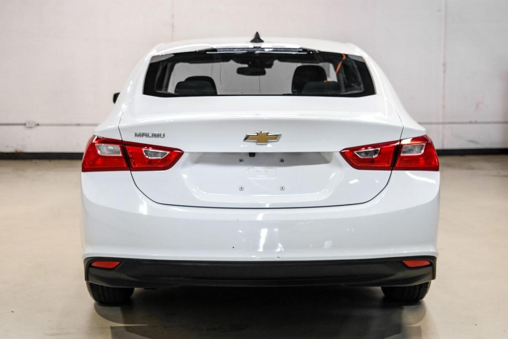2024 Summit White /Black Chevrolet Malibu LS (1G1ZC5ST0RF) with an 1.5L DOHC engine, CVT transmission, located at 15300 Midway Rd., Addison, TX, 75001, (972) 702-0011, 32.958321, -96.838074- Photo#8