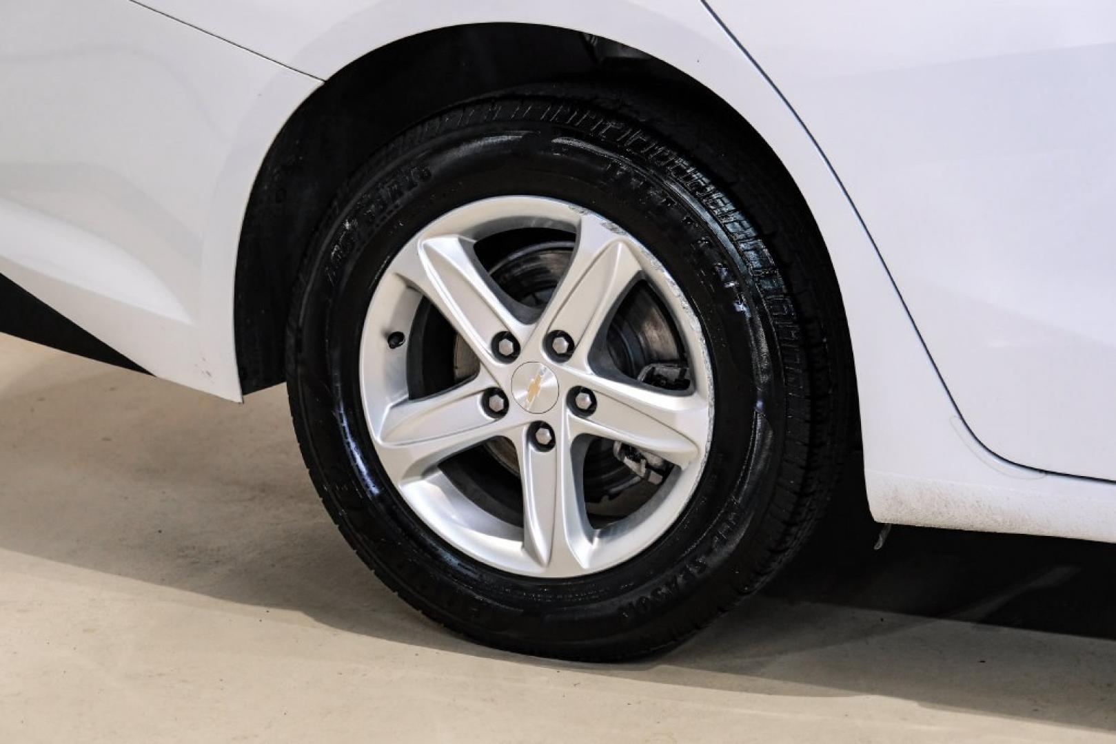 2024 Summit White /Black Chevrolet Malibu LS (1G1ZC5ST0RF) with an 1.5L DOHC engine, CVT transmission, located at 15300 Midway Rd., Addison, TX, 75001, (972) 702-0011, 32.958321, -96.838074- Photo#61