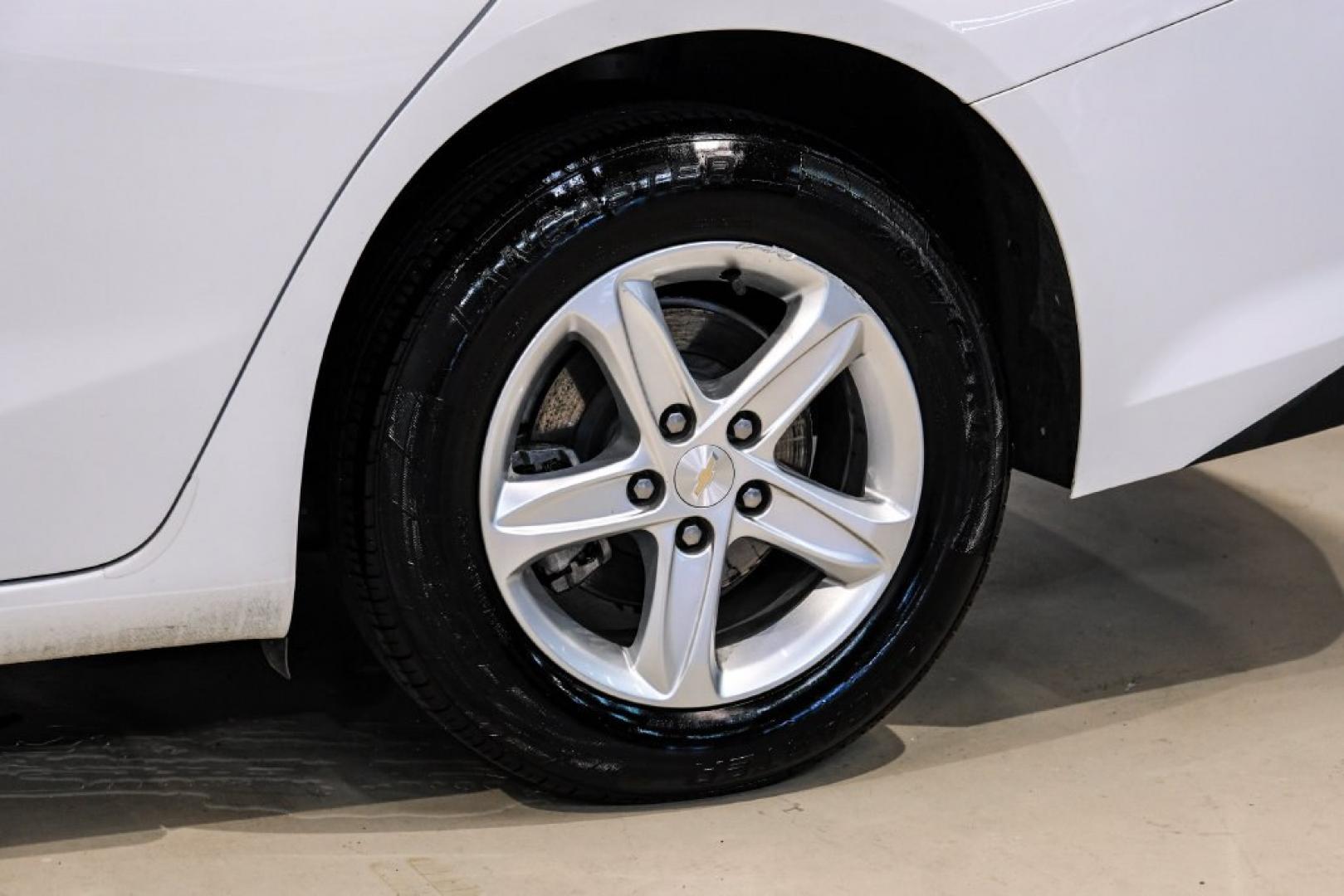 2024 Summit White /Black Chevrolet Malibu LS (1G1ZC5ST0RF) with an 1.5L DOHC engine, CVT transmission, located at 15300 Midway Rd., Addison, TX, 75001, (972) 702-0011, 32.958321, -96.838074- Photo#64