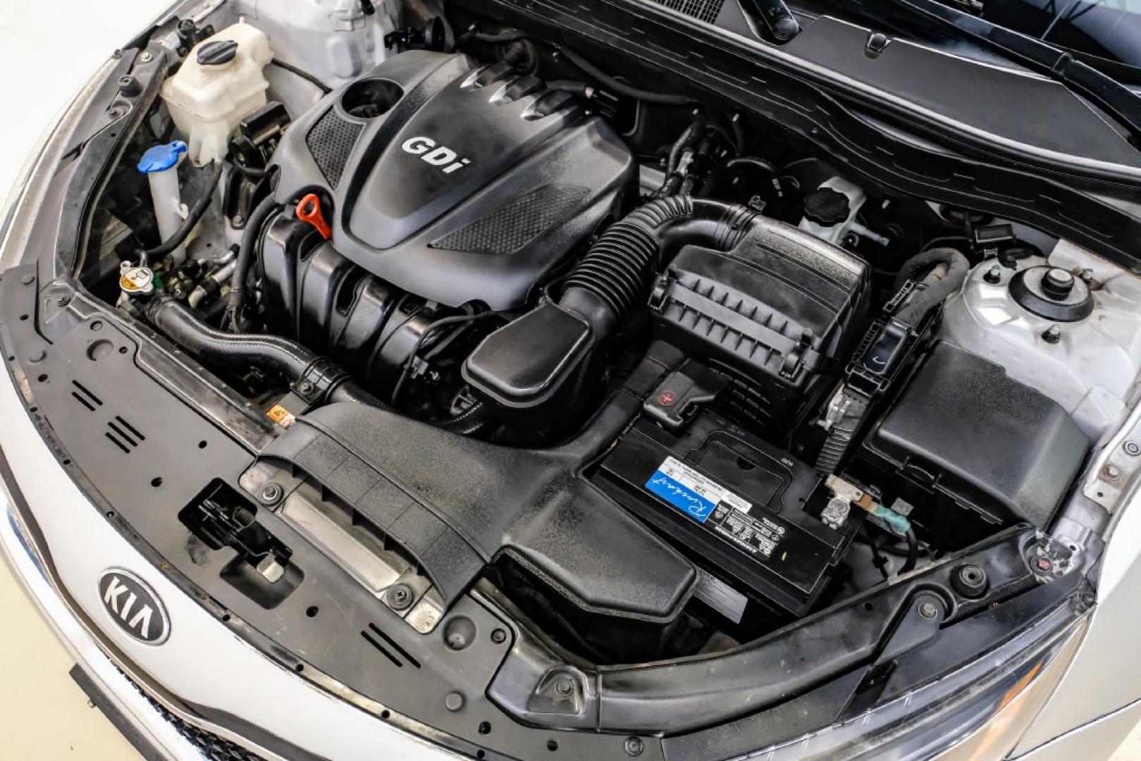 2014 Bright Silver /Gray Kia Optima EX (5XXGN4A77EG) with an 2.4L I4 DGI DOHC engine, Automatic transmission, located at 15300 Midway Rd., Addison, TX, 75001, (972) 702-0011, 32.958321, -96.838074- Photo#44