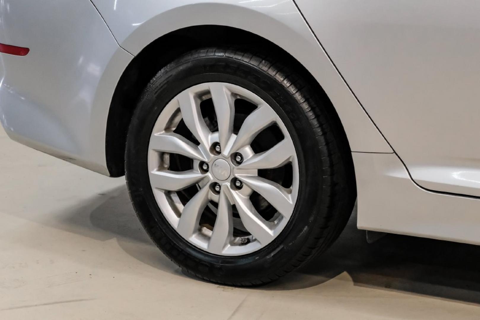 2014 Bright Silver /Gray Kia Optima EX (5XXGN4A77EG) with an 2.4L I4 DGI DOHC engine, Automatic transmission, located at 15300 Midway Rd., Addison, TX, 75001, (972) 702-0011, 32.958321, -96.838074- Photo#49