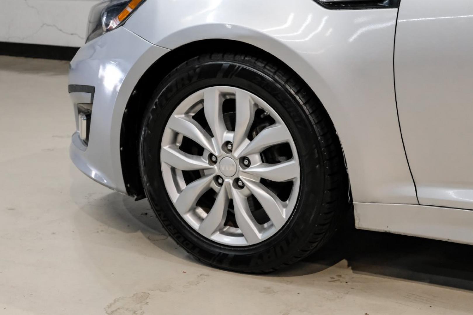 2014 Bright Silver /Gray Kia Optima EX (5XXGN4A77EG) with an 2.4L I4 DGI DOHC engine, Automatic transmission, located at 15300 Midway Rd., Addison, TX, 75001, (972) 702-0011, 32.958321, -96.838074- Photo#51