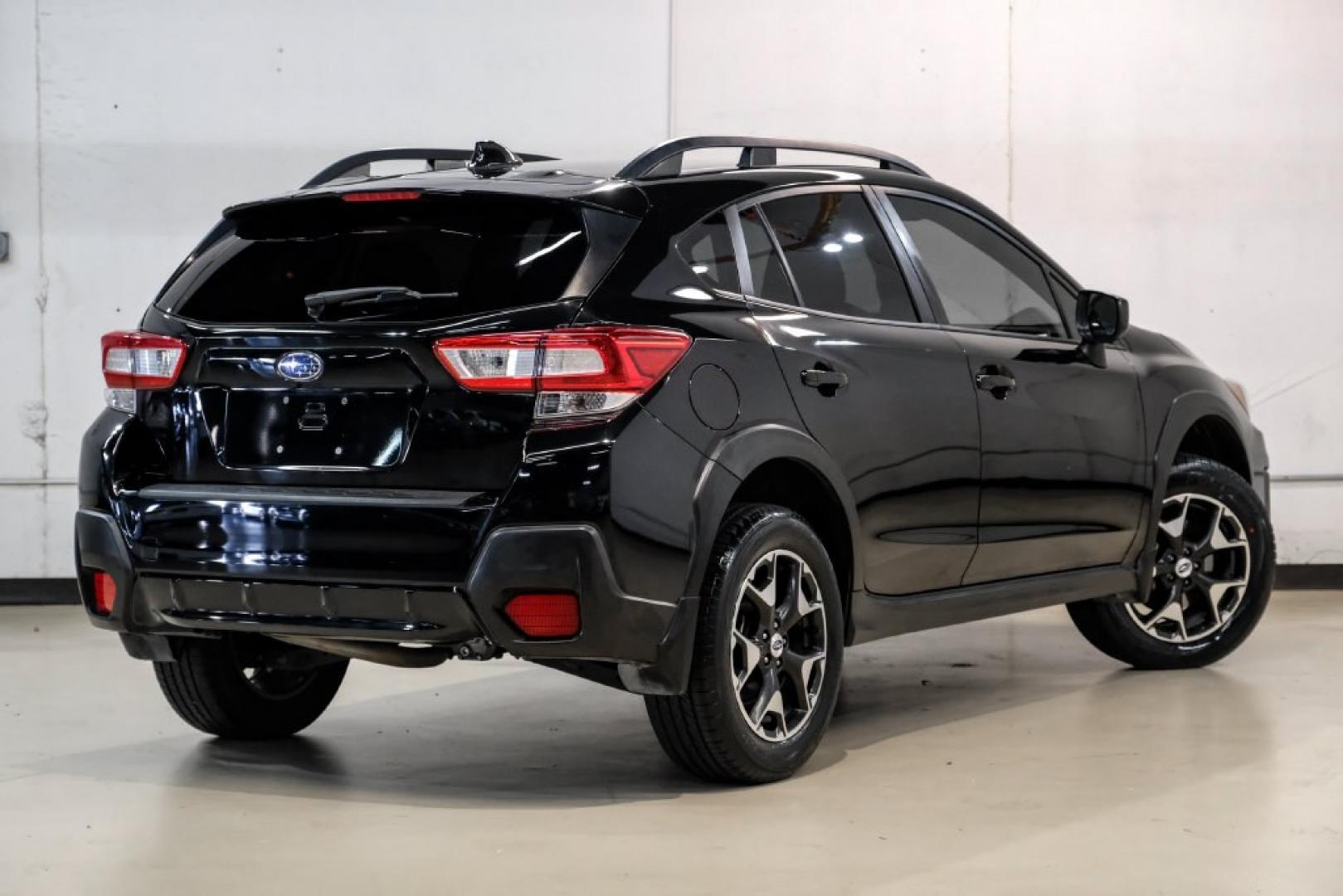 2018 Crystal Black Silica /Black Subaru Crosstrek 2.0i Premium (JF2GTABC5JG) with an 2.0L 16V DOHC engine, Manual transmission, located at 15300 Midway Rd., Addison, TX, 75001, (972) 702-0011, 32.958321, -96.838074- Photo#7