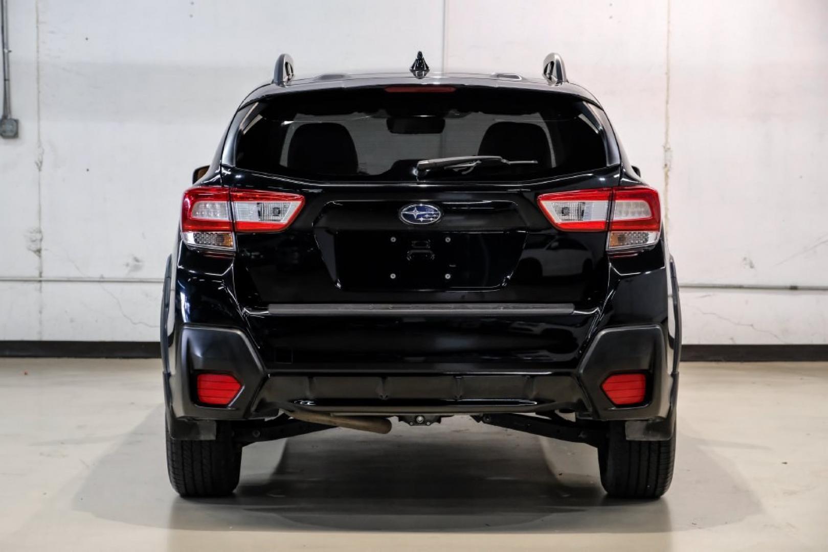 2018 Crystal Black Silica /Black Subaru Crosstrek 2.0i Premium (JF2GTABC5JG) with an 2.0L 16V DOHC engine, Manual transmission, located at 15300 Midway Rd., Addison, TX, 75001, (972) 702-0011, 32.958321, -96.838074- Photo#8