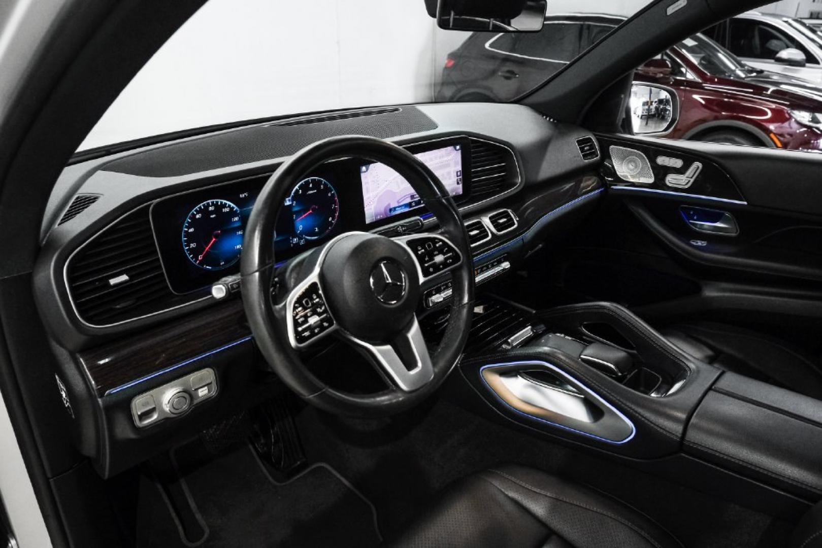 2020 Iridium Silver Metallic /Black Mercedes-Benz GLE GLE 350 (4JGFB4JB3LA) with an 2.0L I4 Turbocharged engine, Automatic transmission, located at 15300 Midway Rd., Addison, TX, 75001, (972) 702-0011, 32.958321, -96.838074- Photo#2