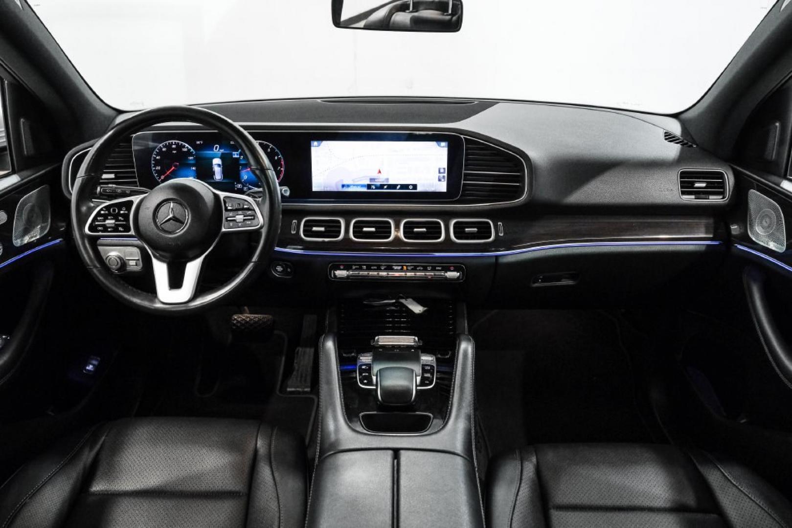 2020 Iridium Silver Metallic /Black Mercedes-Benz GLE GLE 350 (4JGFB4JB3LA) with an 2.0L I4 Turbocharged engine, Automatic transmission, located at 15300 Midway Rd., Addison, TX, 75001, (972) 702-0011, 32.958321, -96.838074- Photo#19
