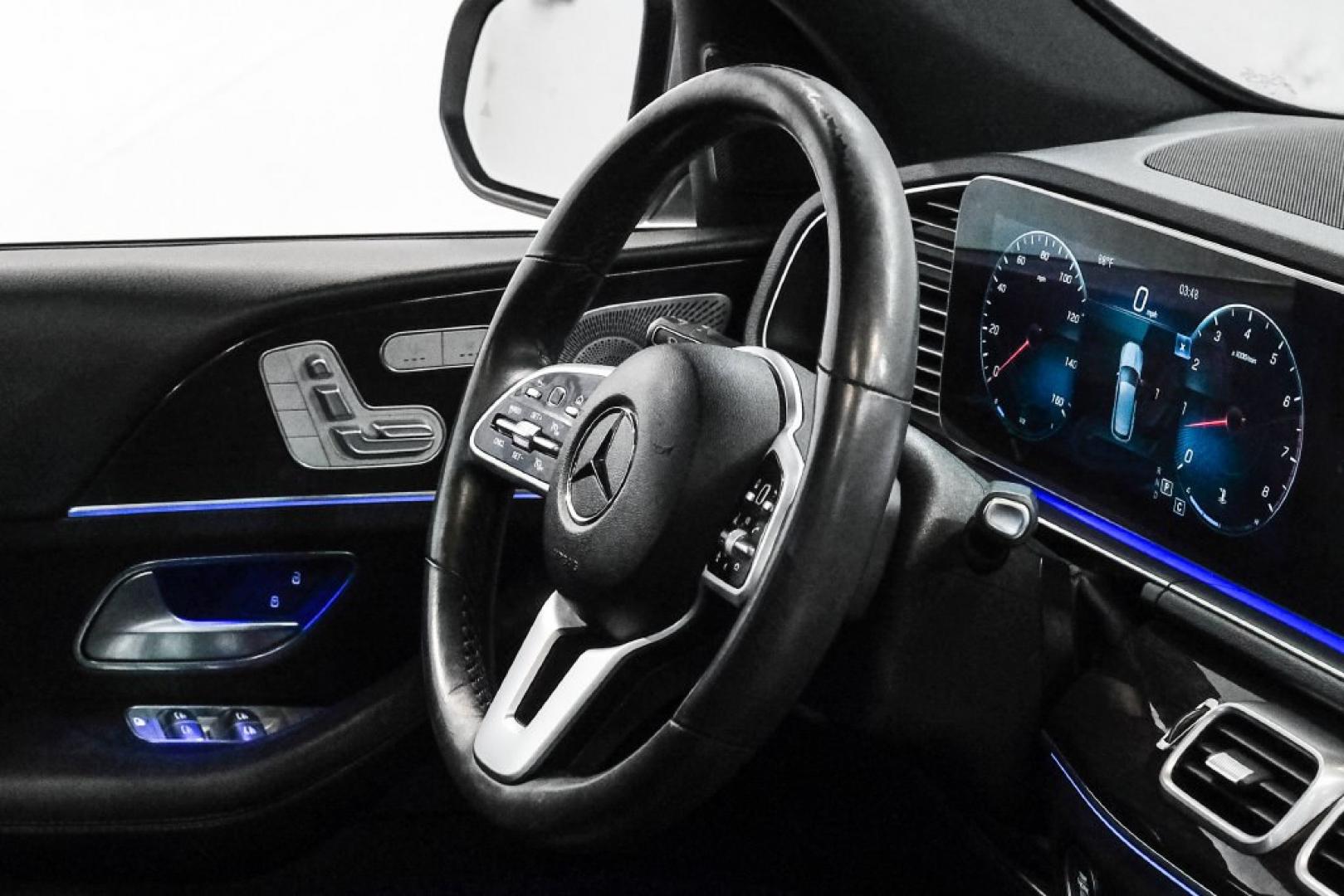2020 Iridium Silver Metallic /Black Mercedes-Benz GLE GLE 350 (4JGFB4JB3LA) with an 2.0L I4 Turbocharged engine, Automatic transmission, located at 15300 Midway Rd., Addison, TX, 75001, (972) 702-0011, 32.958321, -96.838074- Photo#20